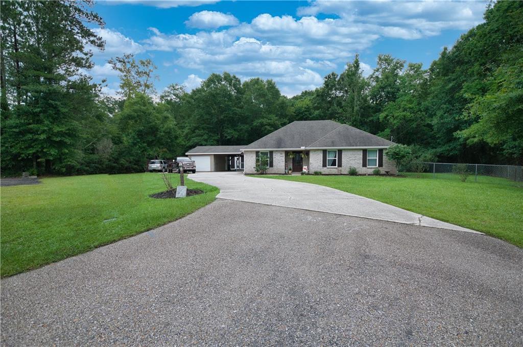 Homes for sale in Pearl River, LA | 39140 Gum St, Pearl River, LA 70452 | MLS# 2553952