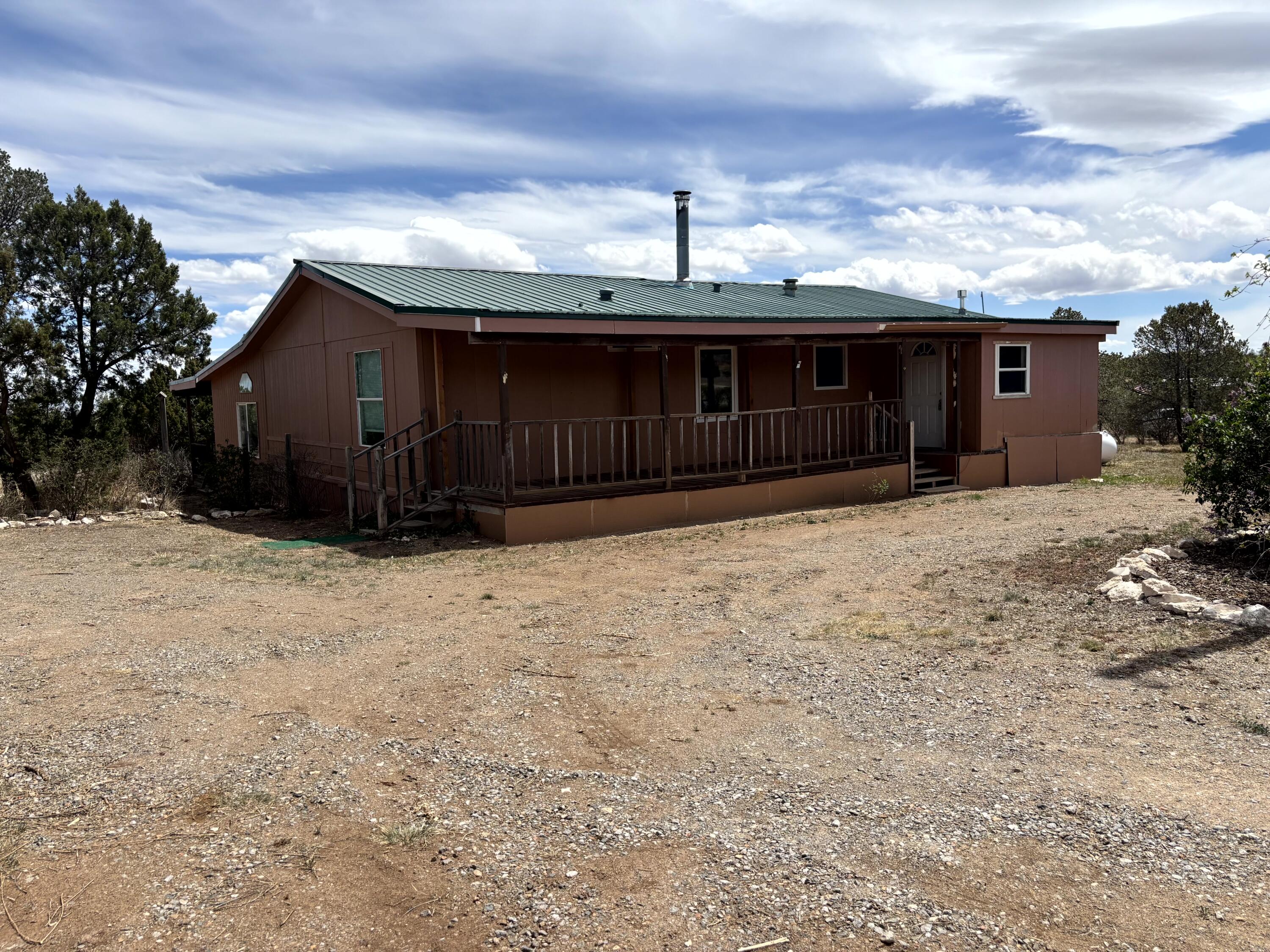 1st image of 1 Moon Cir, Edgewood, NM 87015 | MLS# 1102878