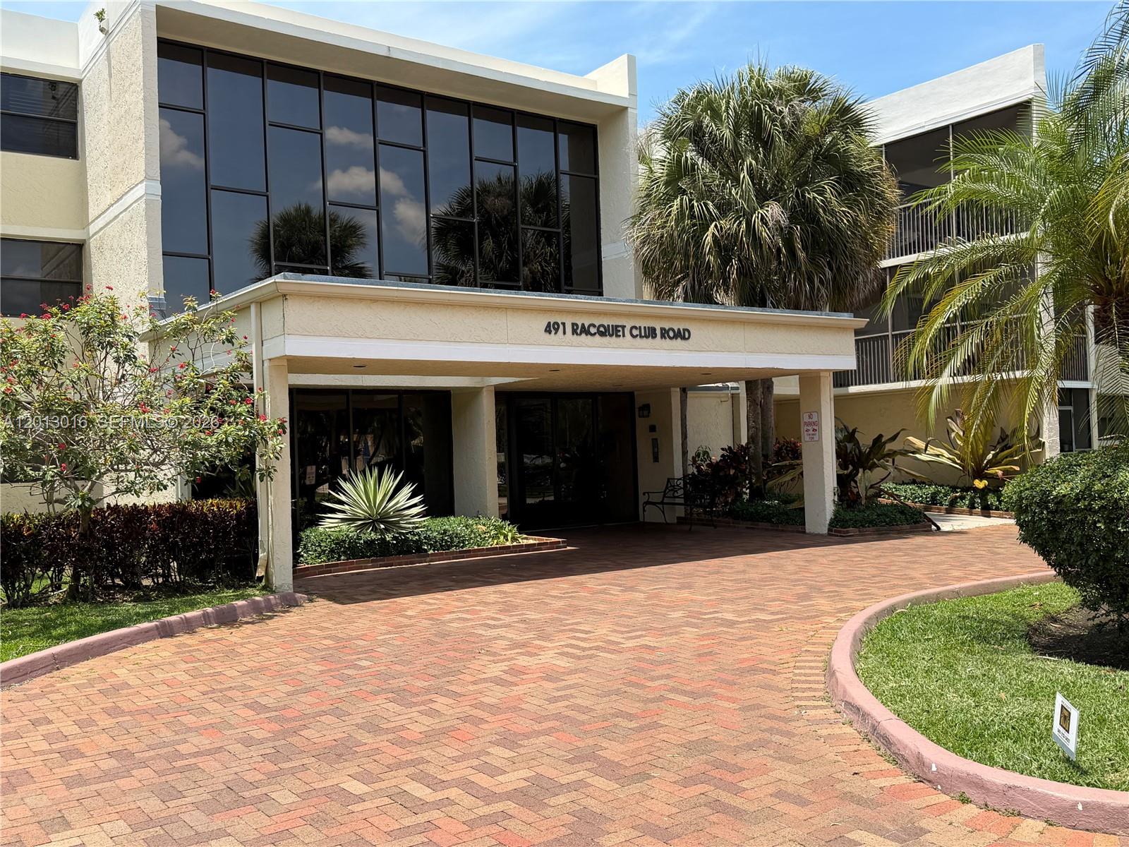 Bldg 130 Of Country Club
