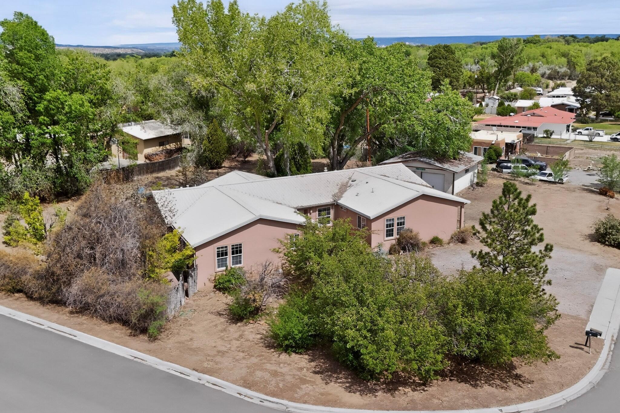 Homes for sale in Espanola, NM | 11 Walnut Cir, Espanola, NM 87532 | MLS# 1102902