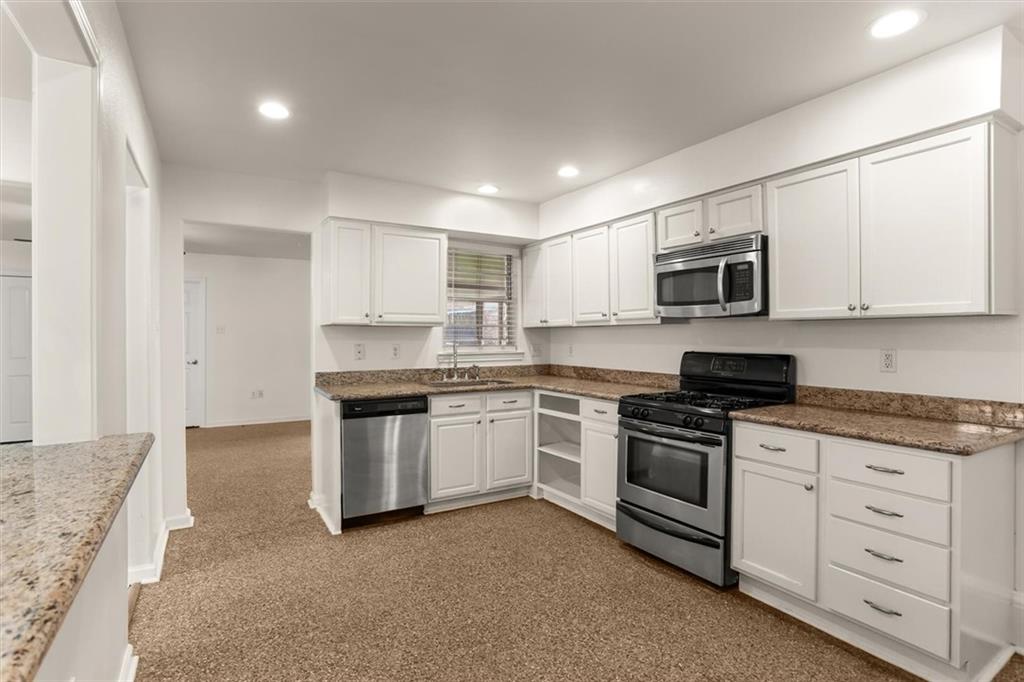 6151 Charlotte Drive