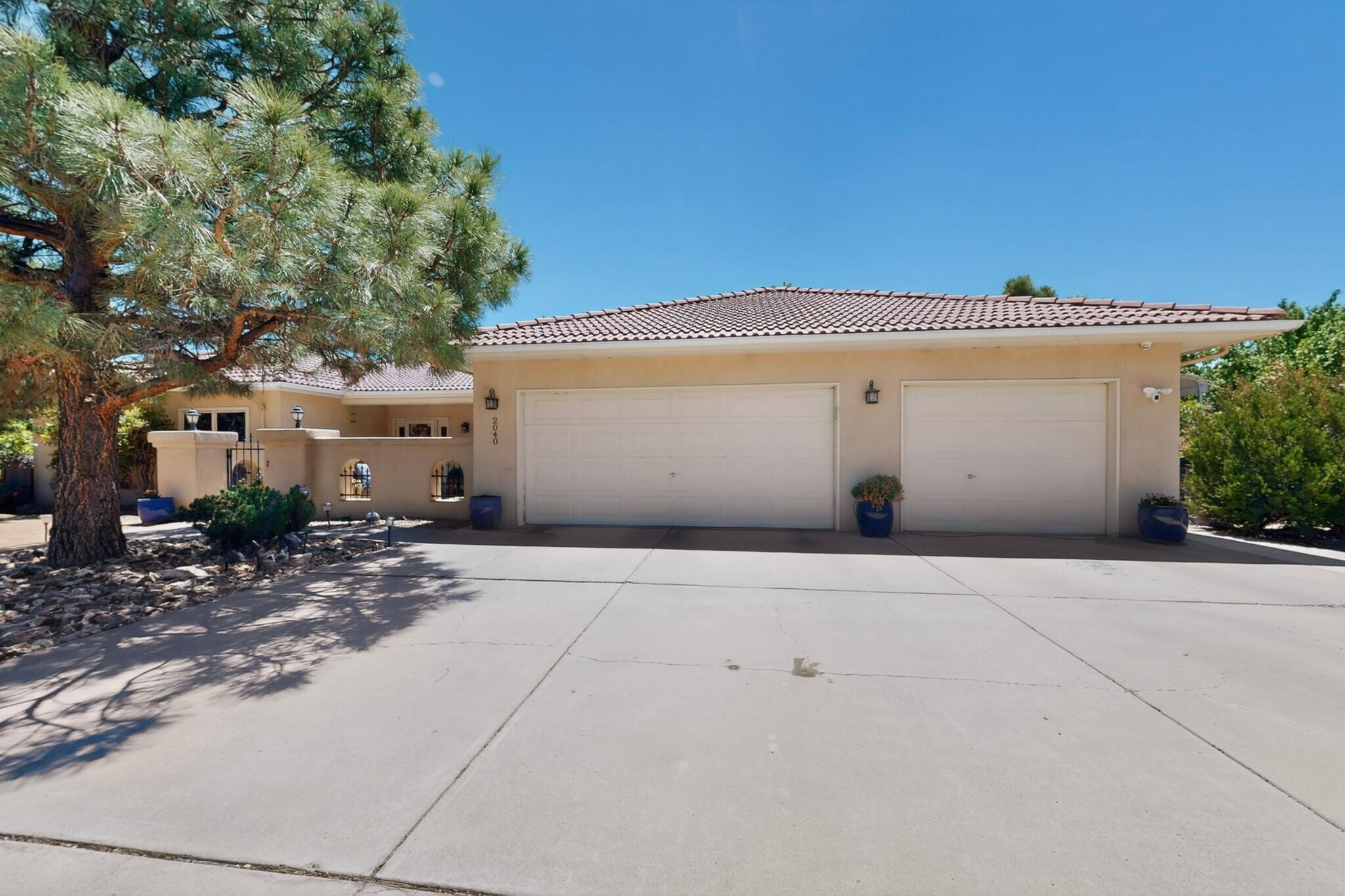 Homes for sale in Albuquerque, NM | 2040 Calle Pajaro Azul Nw, Albuquerque, NM 87120 | MLS# 1102907