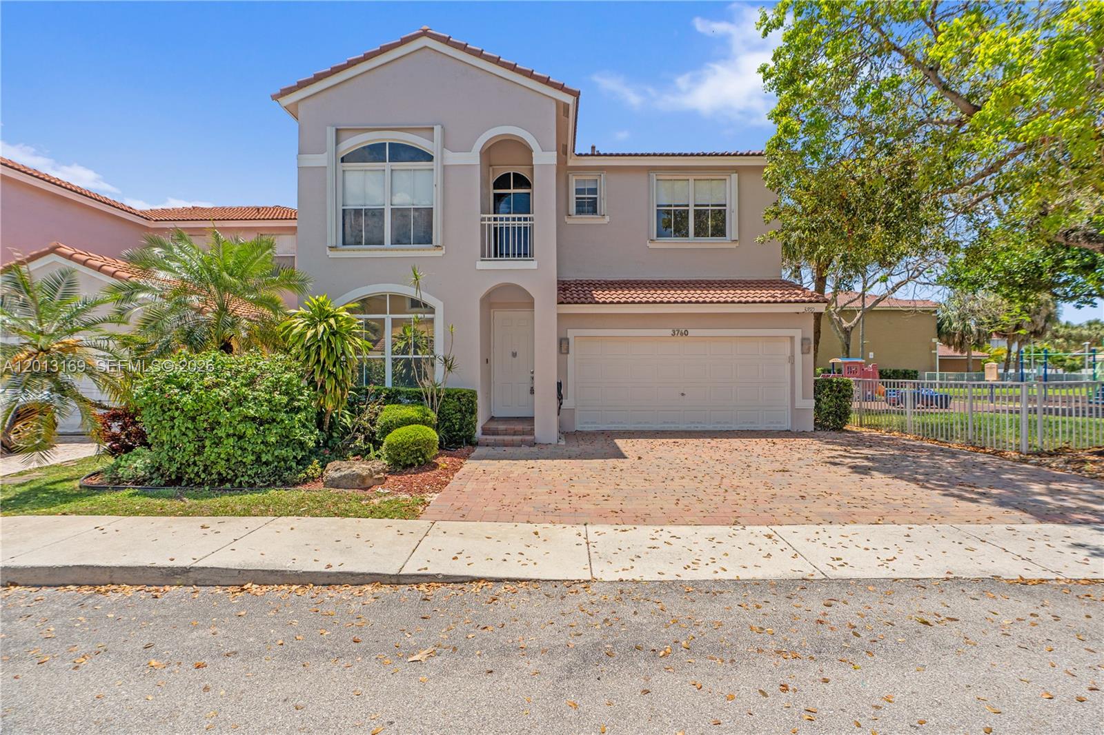Homes for sale in Hollywood, FL | 3760 Sw 51st St, Hollywood, FL 33312 | MLS# A12013169
