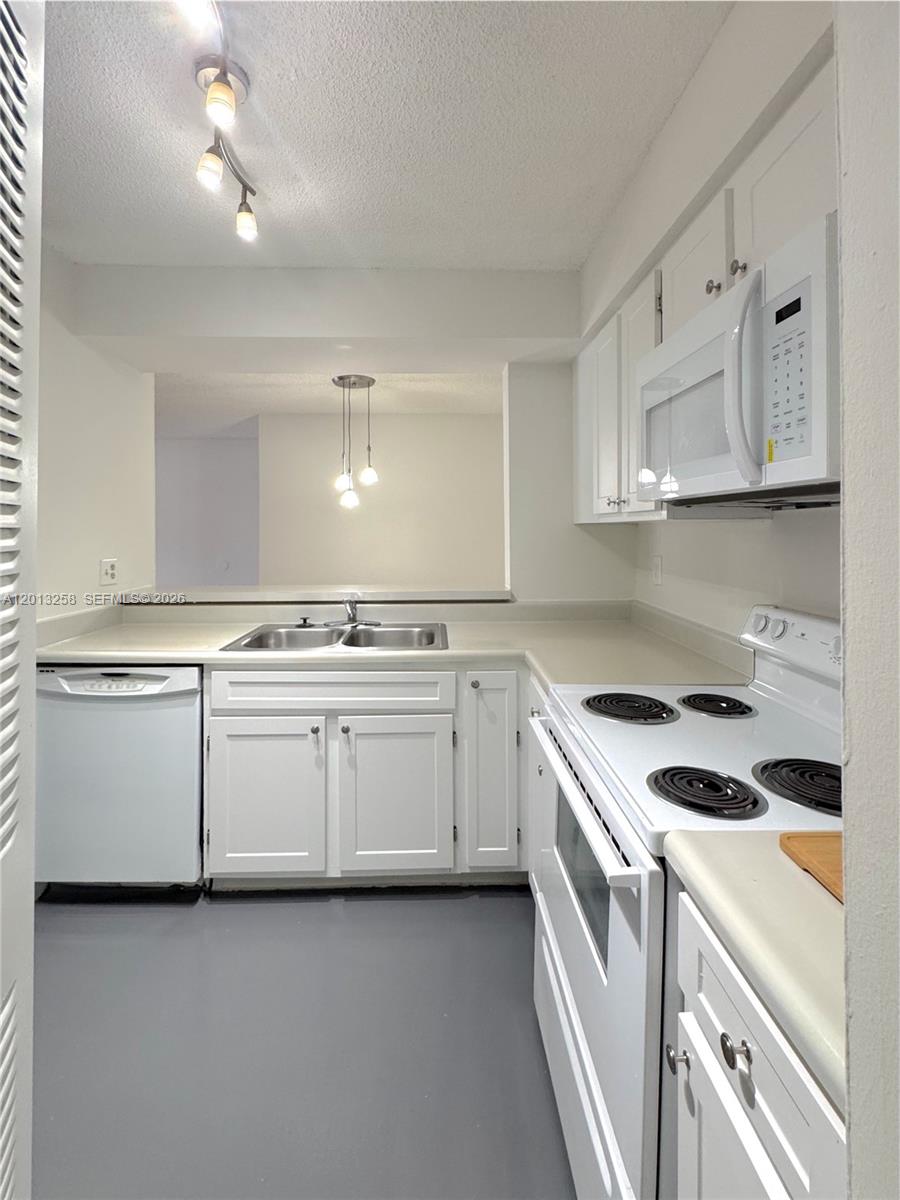 Property photo # 4