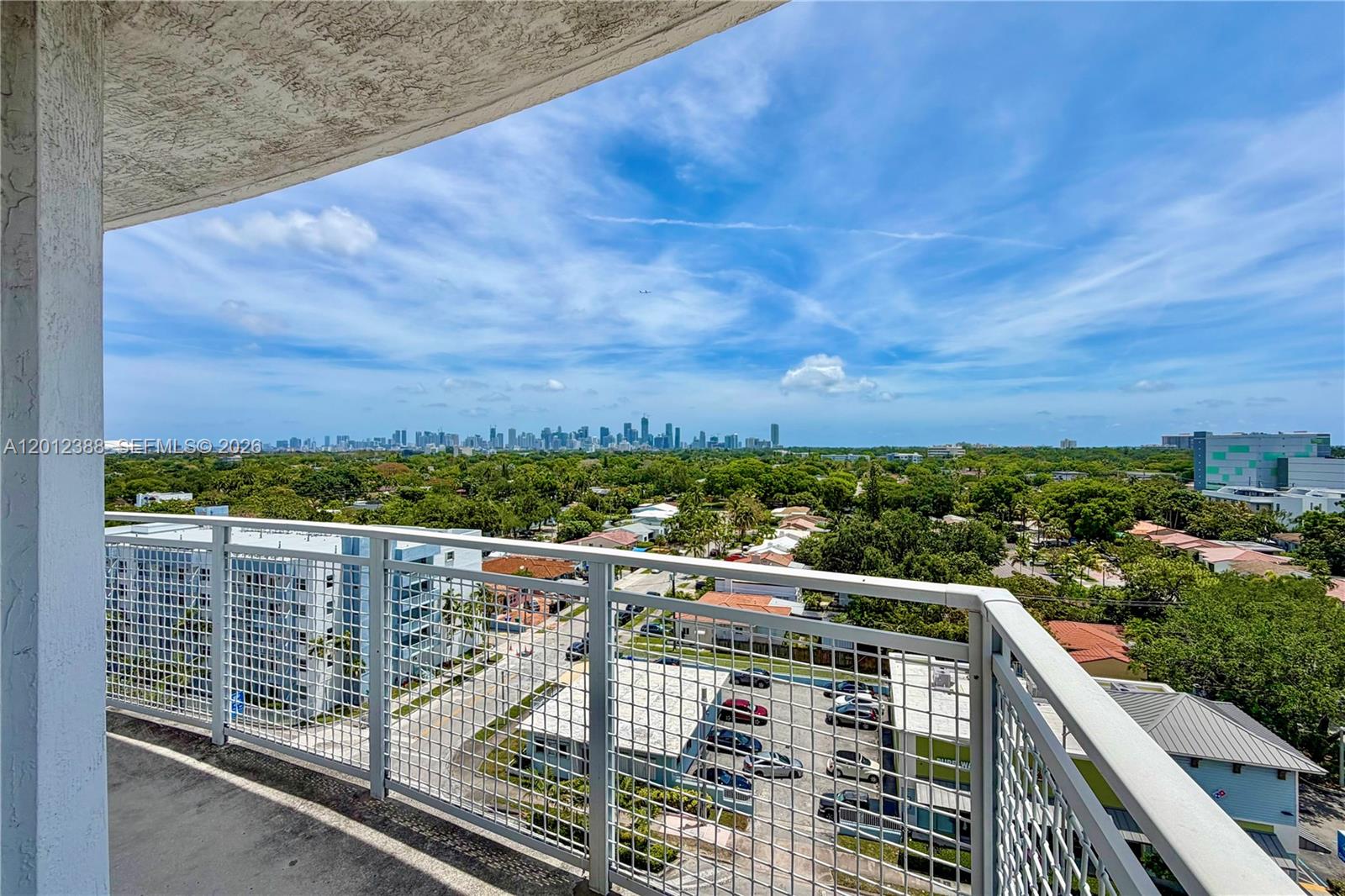 Gateway To The Grove Cond