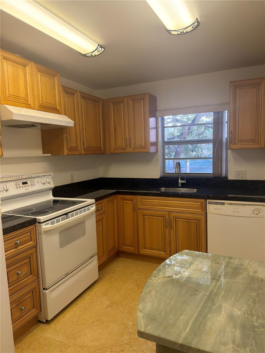 Kings Creek So Condo
