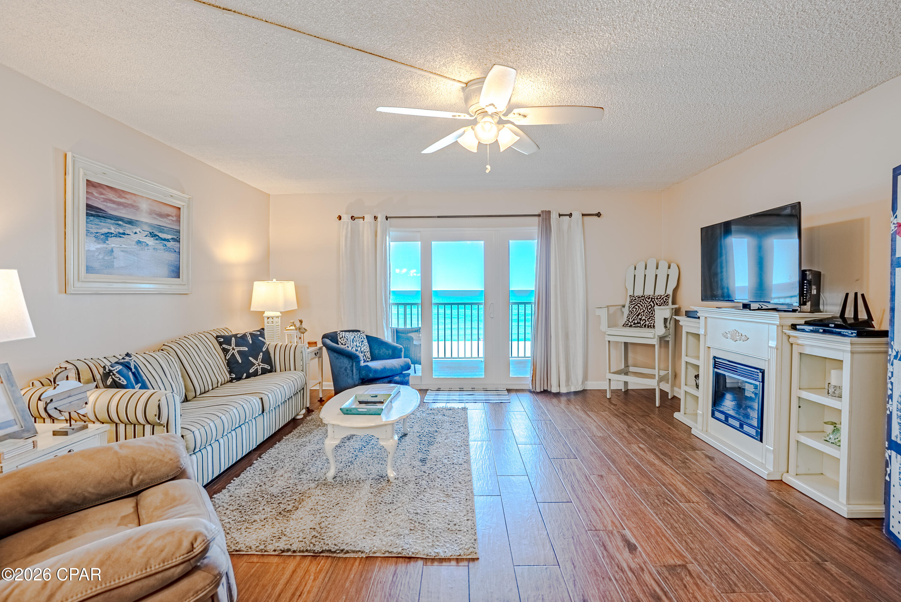 Image 2 For 6213 Thomas Drive 408