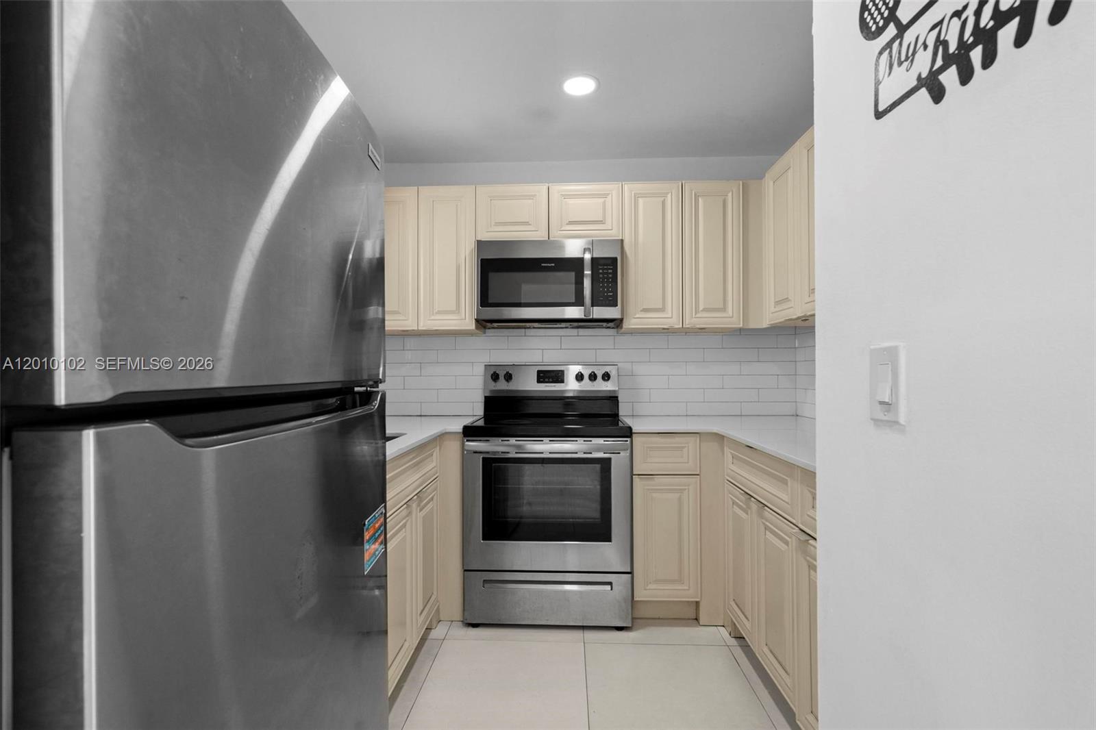 Property photo # 9