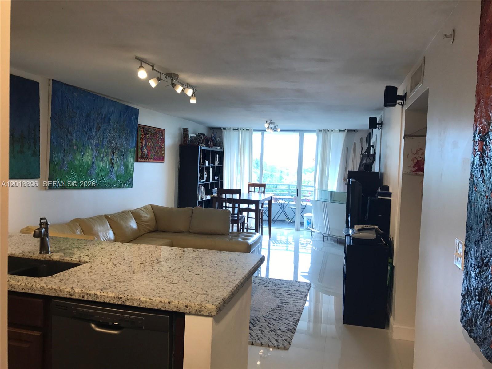 Property photo # 0
