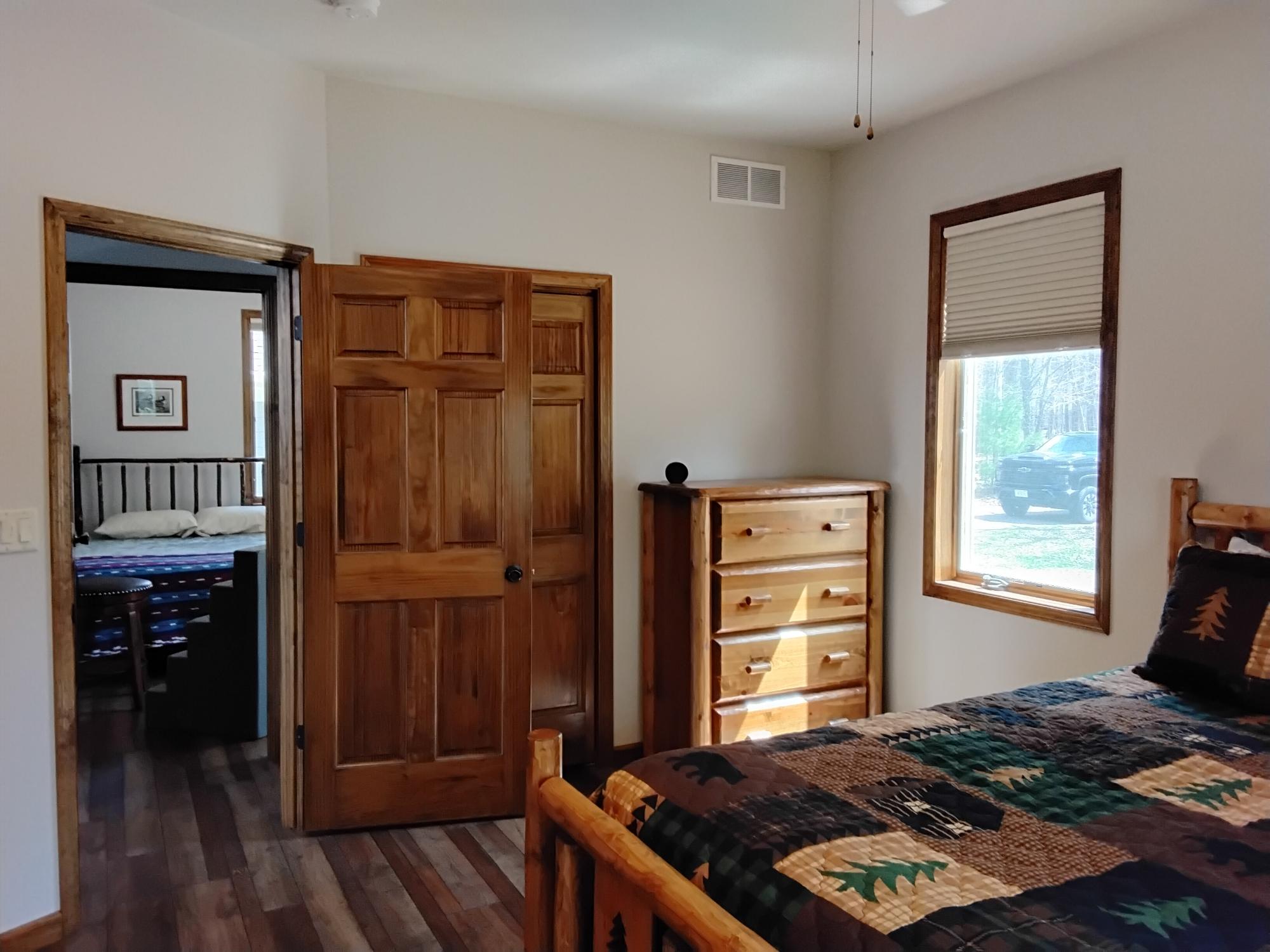 Diamond Lake (LDF) Property 8430 Mast Dr Photo 12