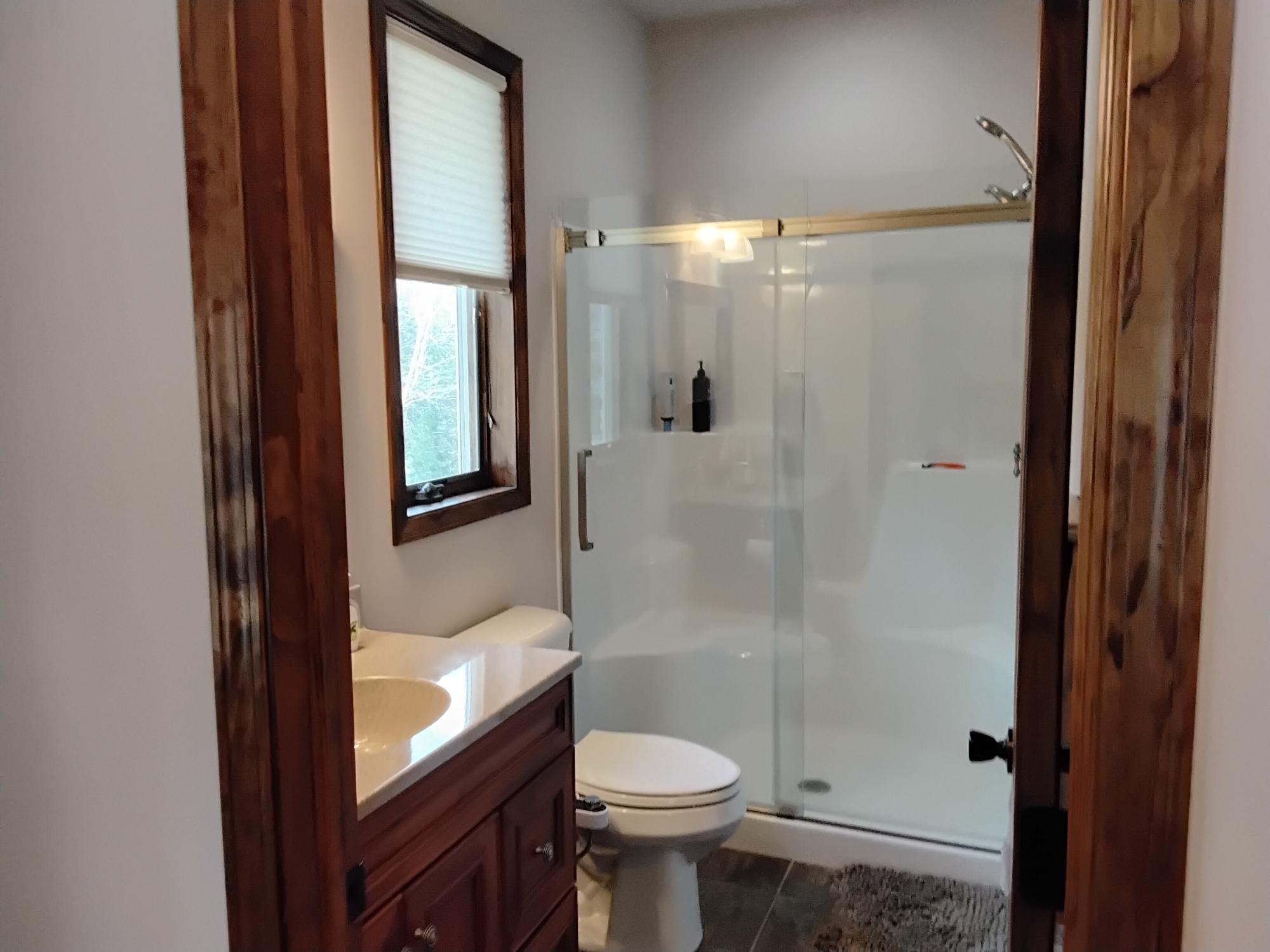 Diamond Lake (LDF) Property 8430 Mast Dr Photo 13