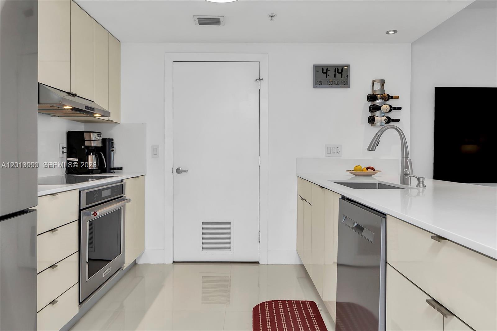 Property photo # 6