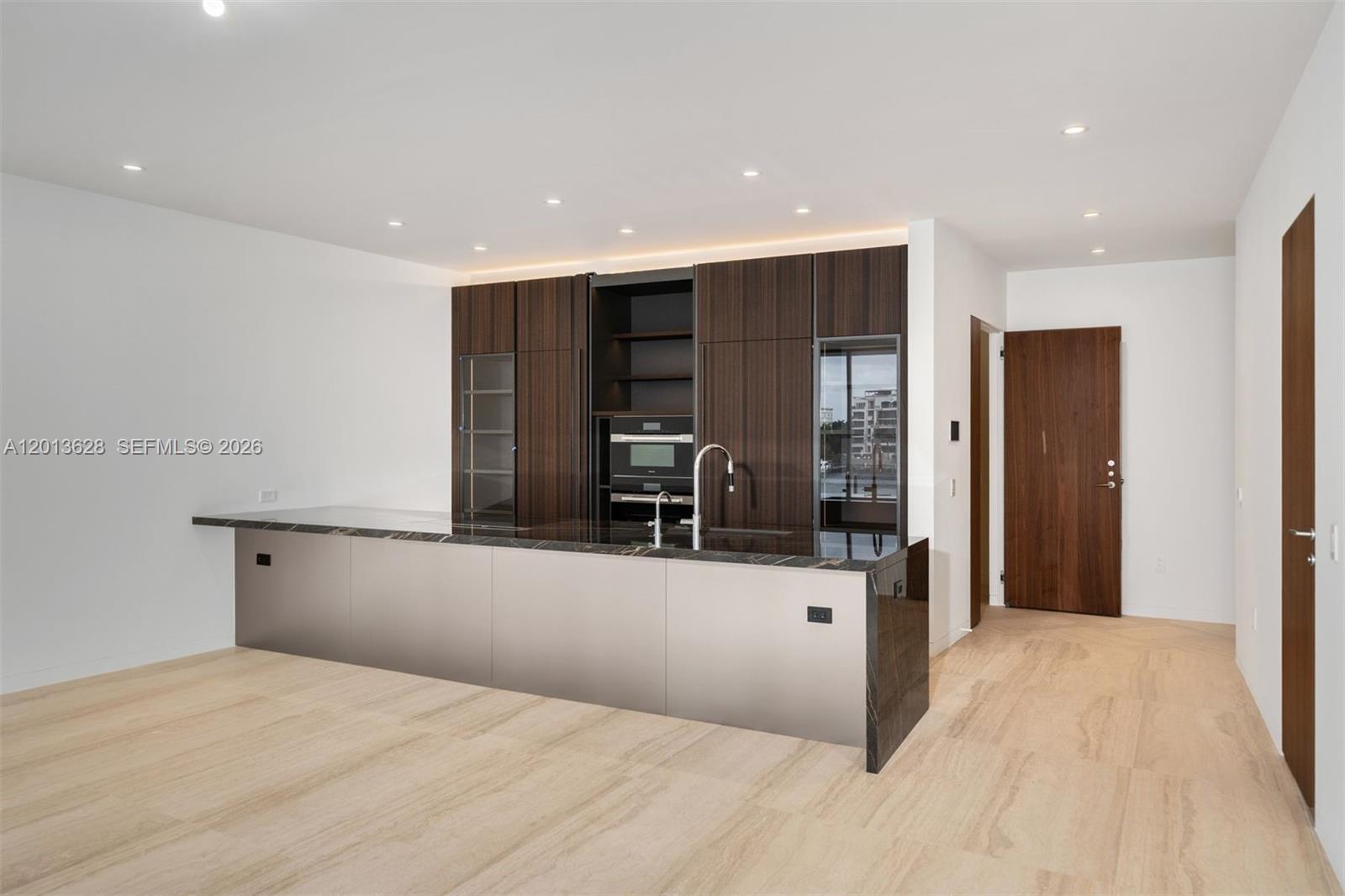 Property photo # 4