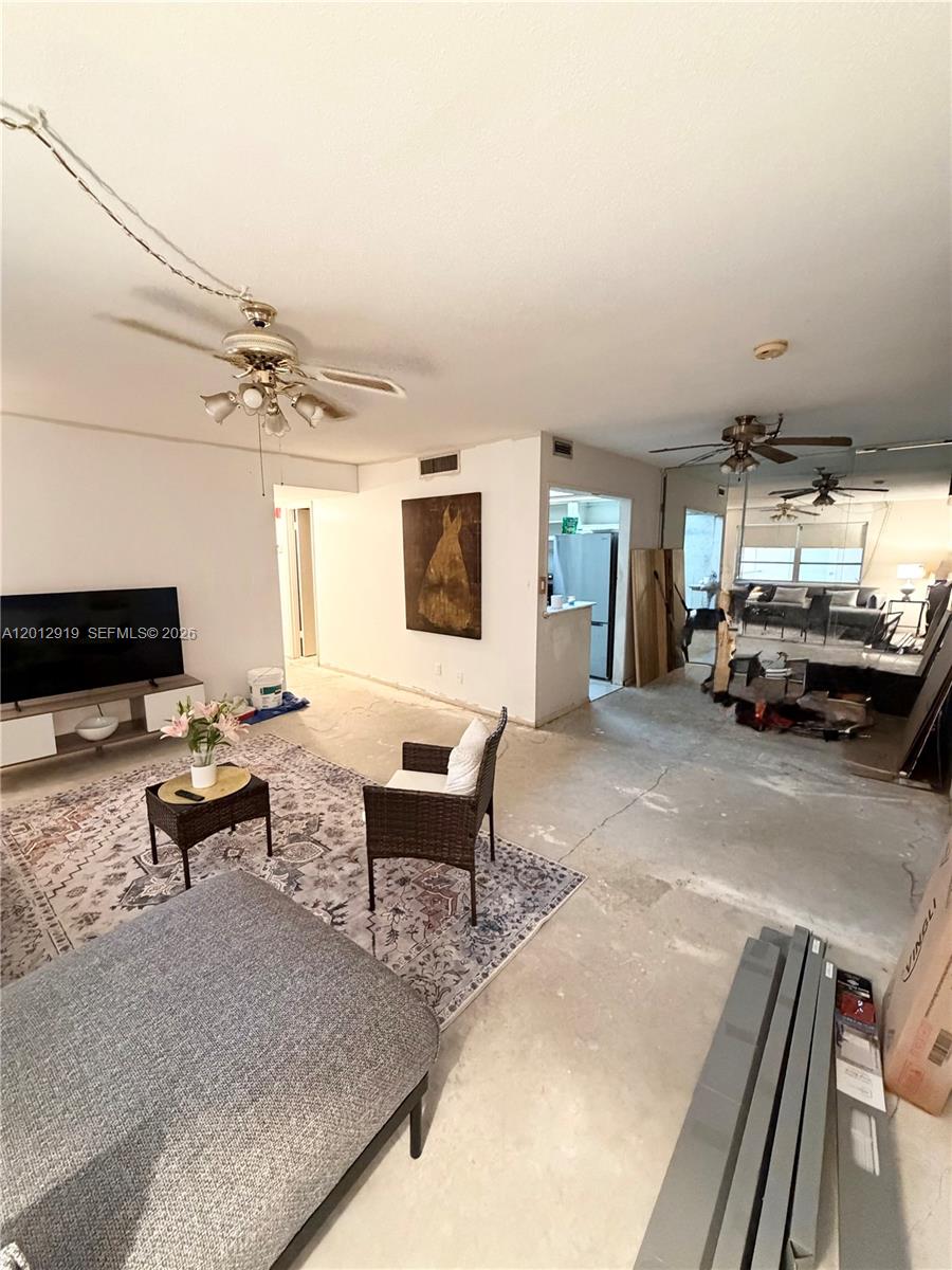 Homes for sale in Lauderdale Lakes, FL | 2901 Nw 47Th Ter #346A, Lauderdale Lakes, FL 33313 | MLS# A12012919