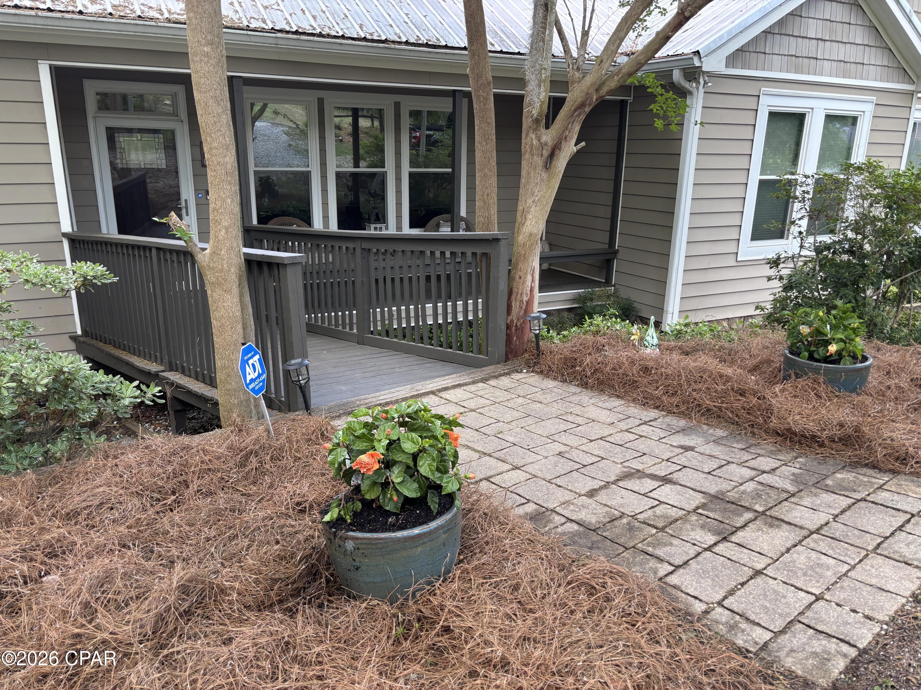 4th image of 2672 Lakeview Cir, Alford, FL 32420 | MLS# 789419