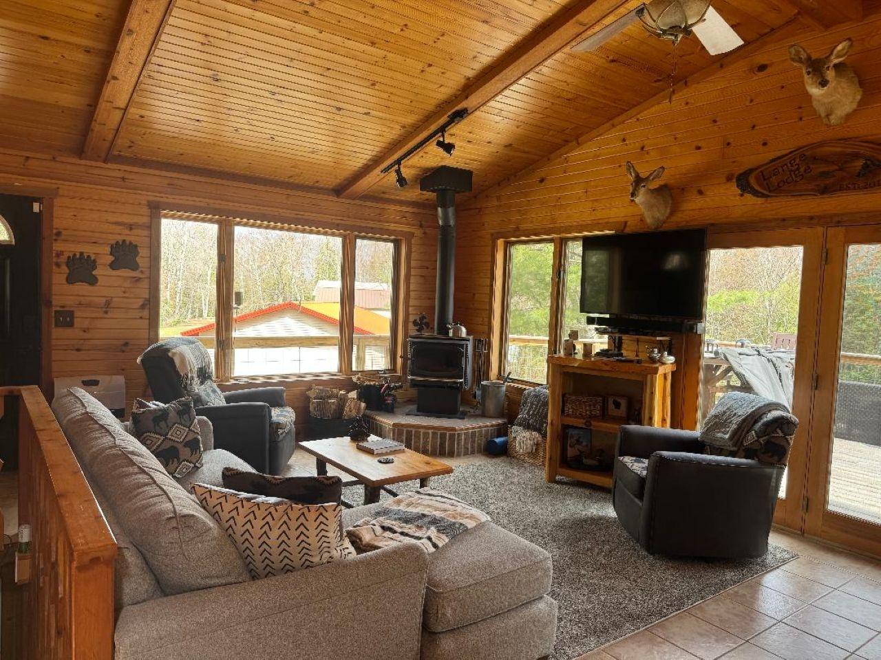 River Property Property 2276 Allyn Rd Photo 3