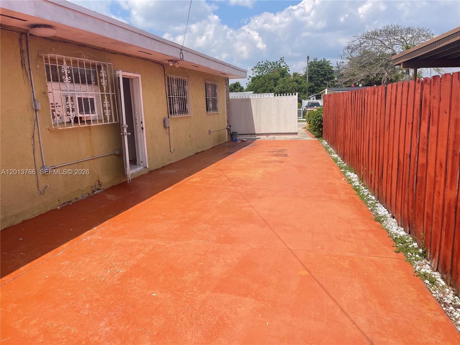Property photo # 6