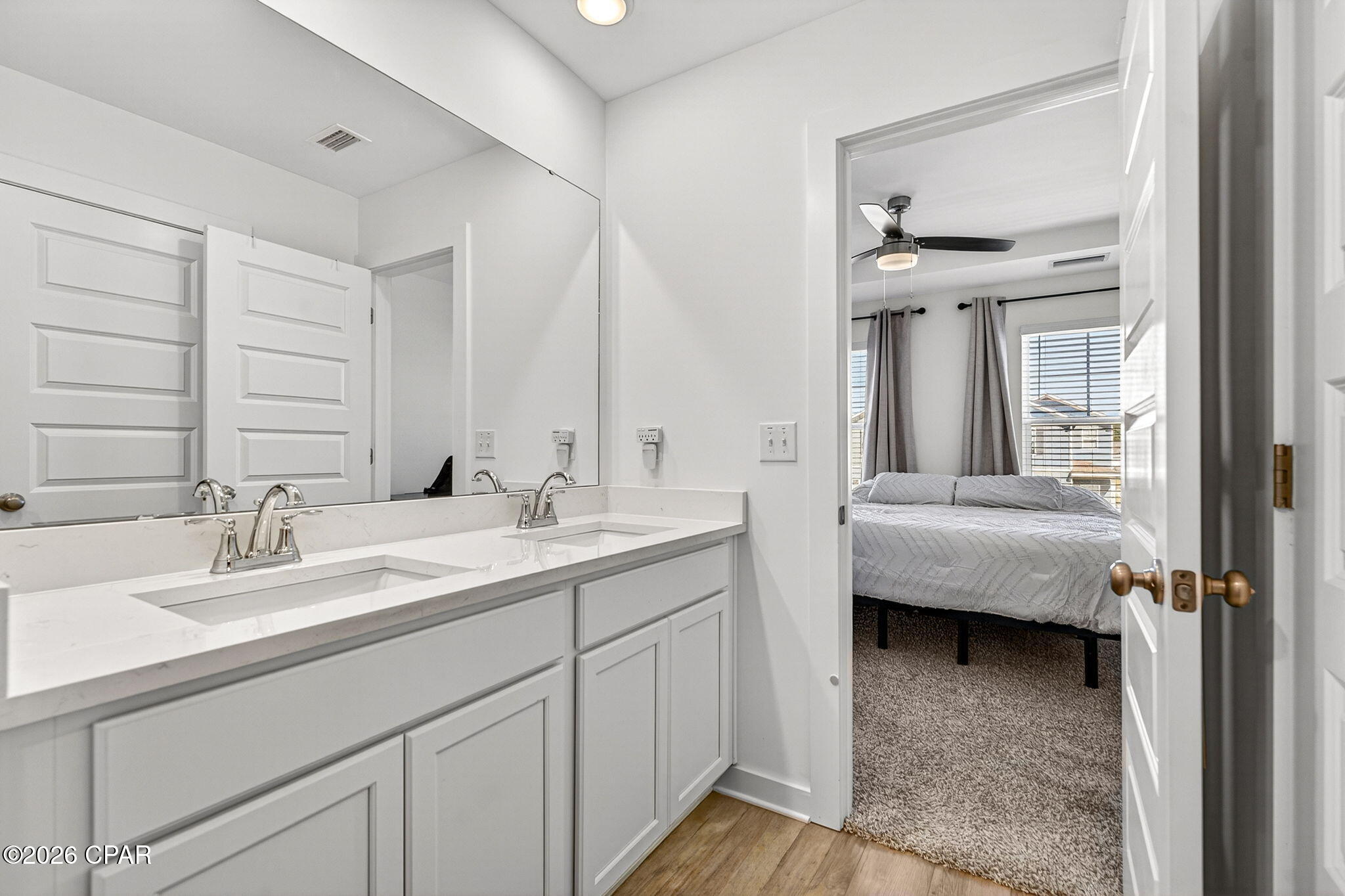 Image 6 For 352 Arrowwood Boulevard
