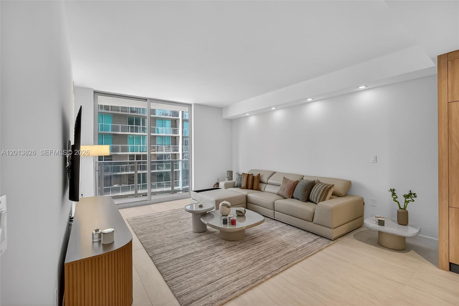Property photo # 4