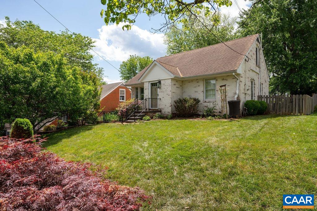 908 DRUID AVE, Charlottesville, VA 22902