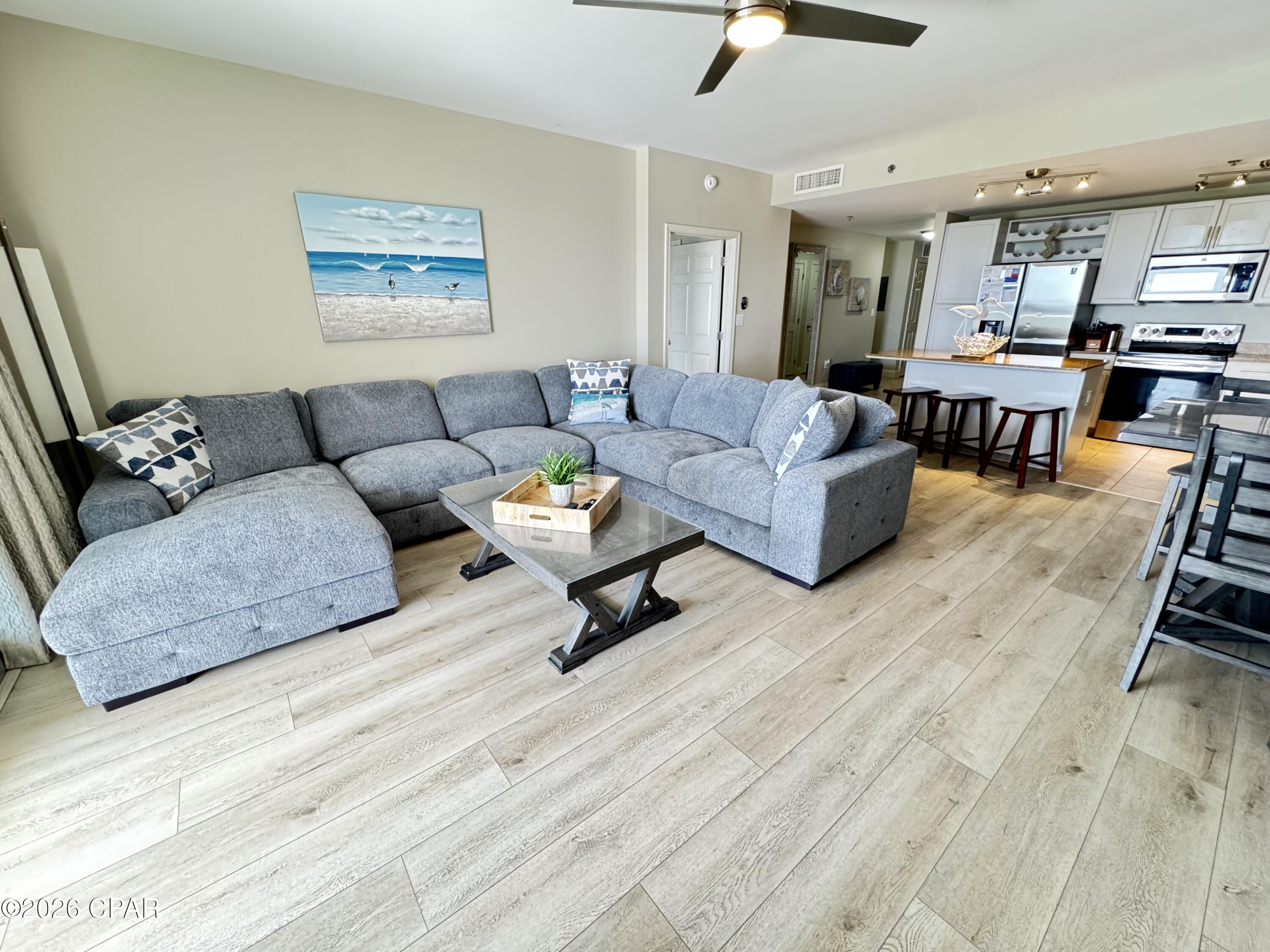 Image 2 For 9902 Thomas Drive 1233