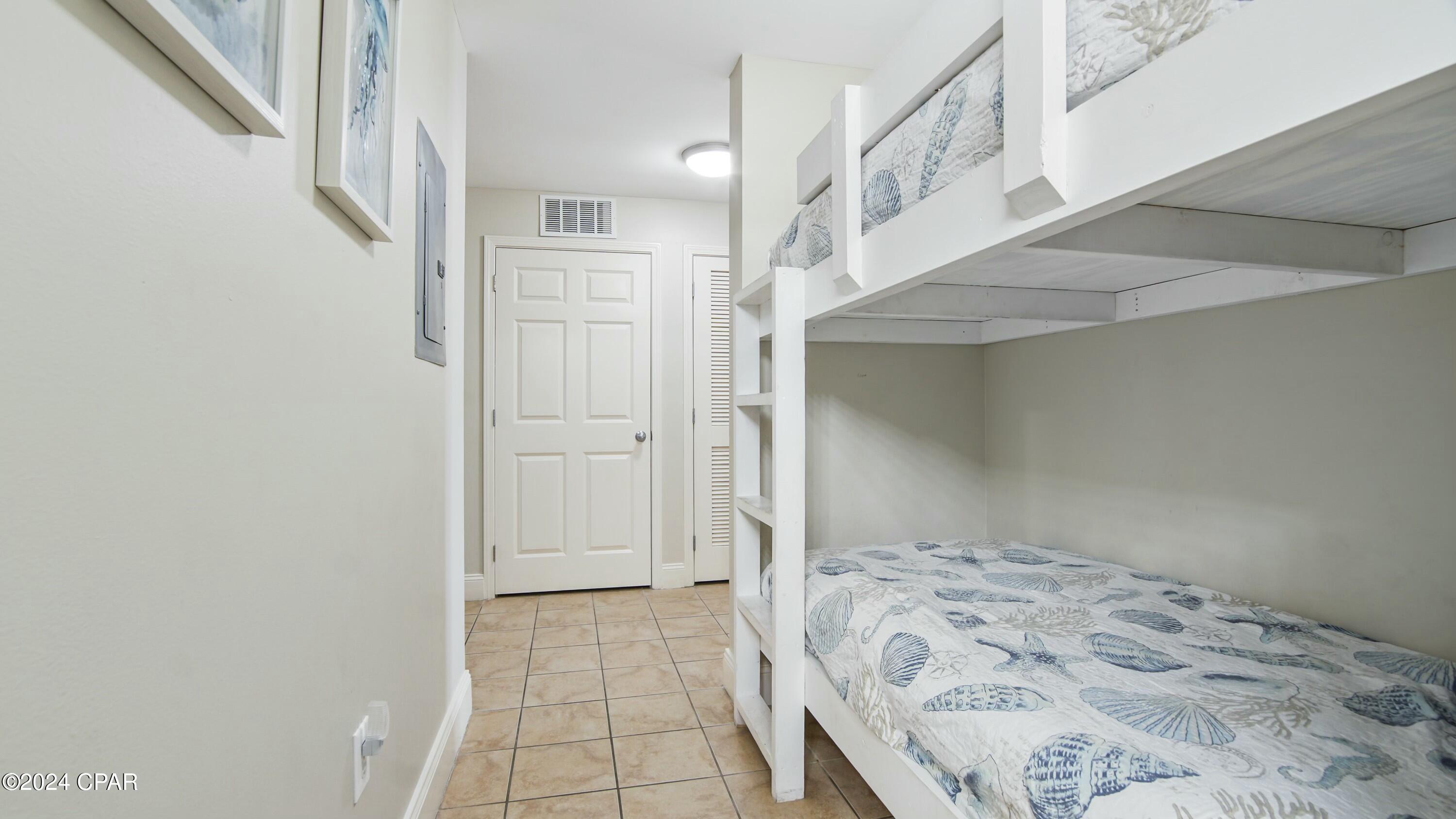 Image 22 For 9902 Thomas Drive 1233