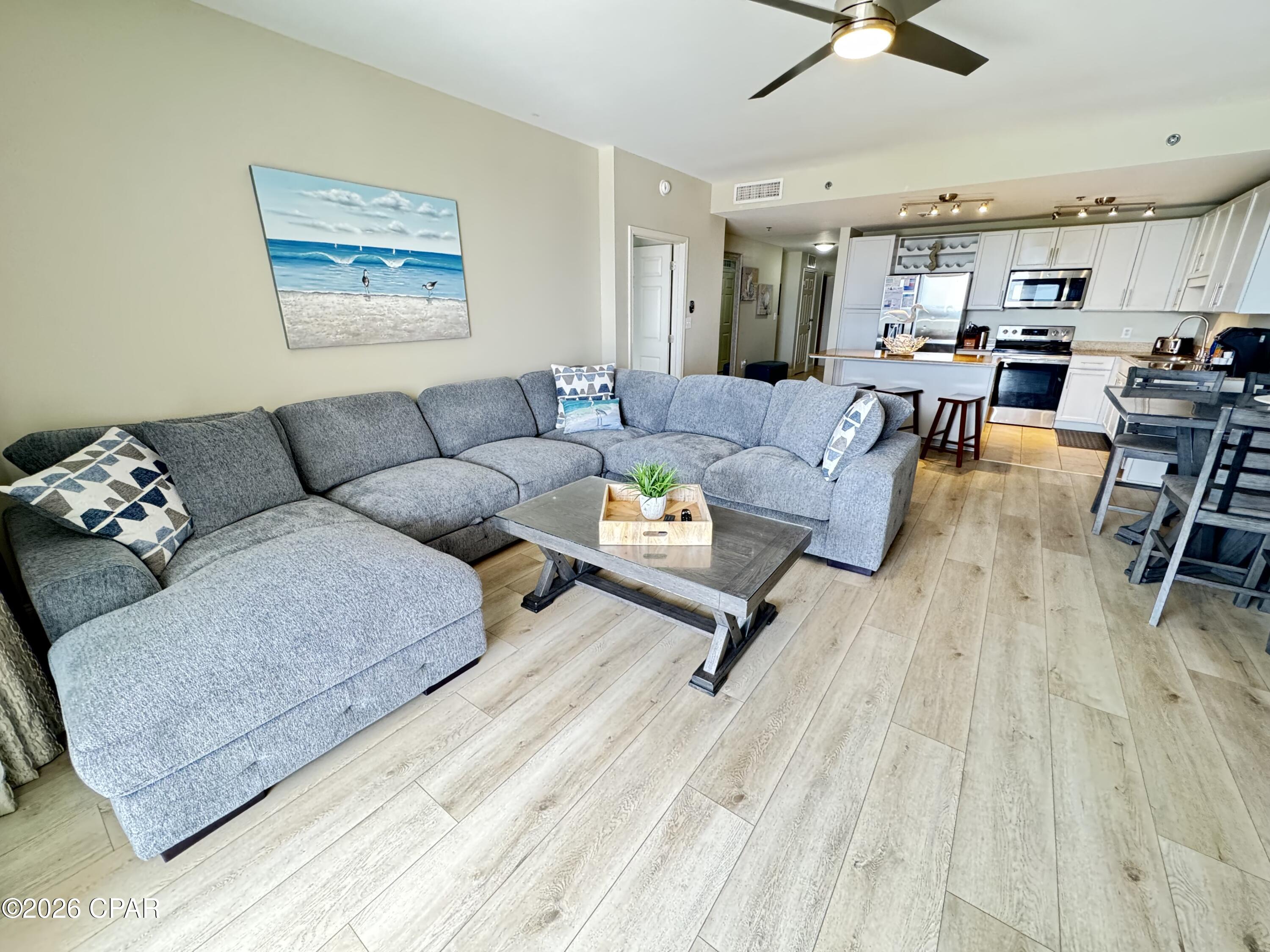 Image 5 For 9902 Thomas Drive 1233