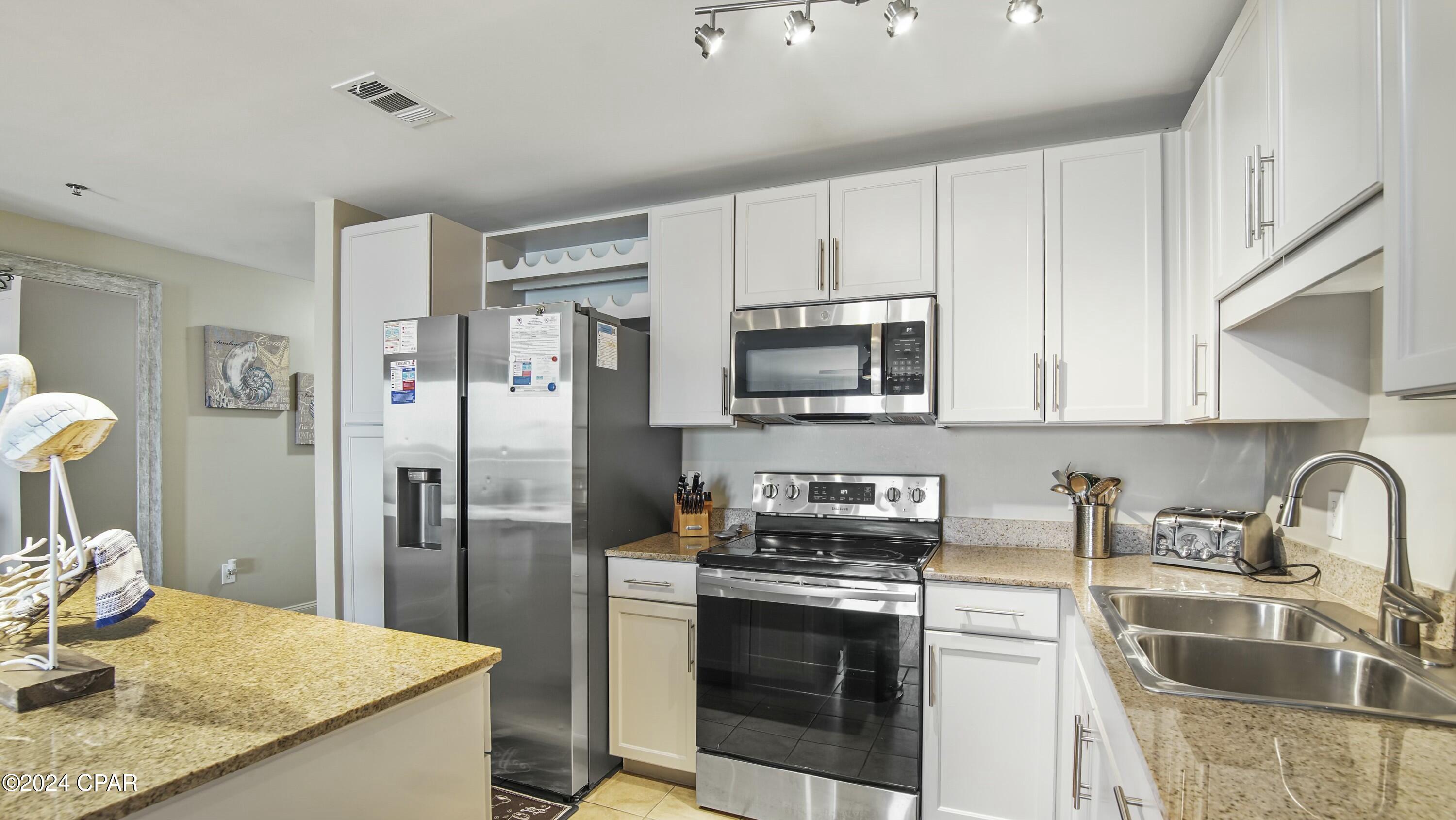 Image 7 For 9902 Thomas Drive 1233