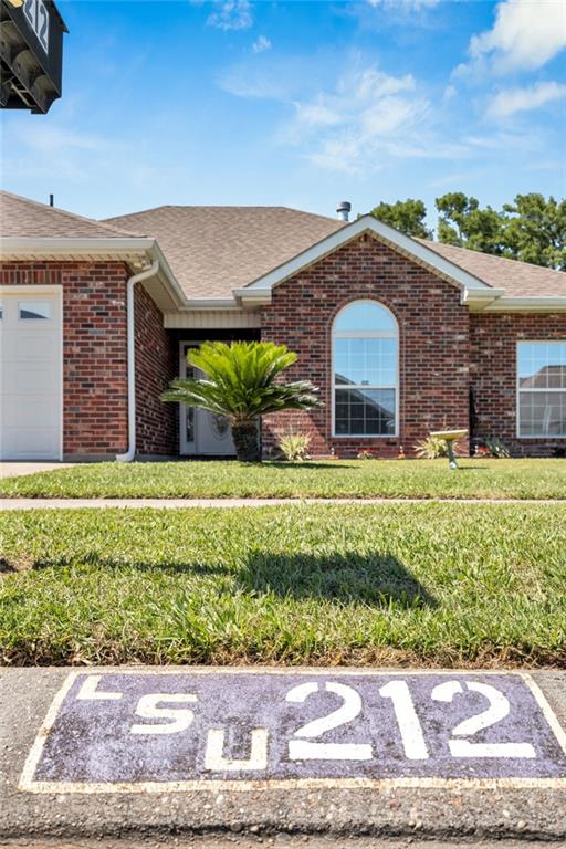 Homes for sale in Houma, LA | 212 Tulip Dr, Houma, LA 70360 | MLS# 2556618