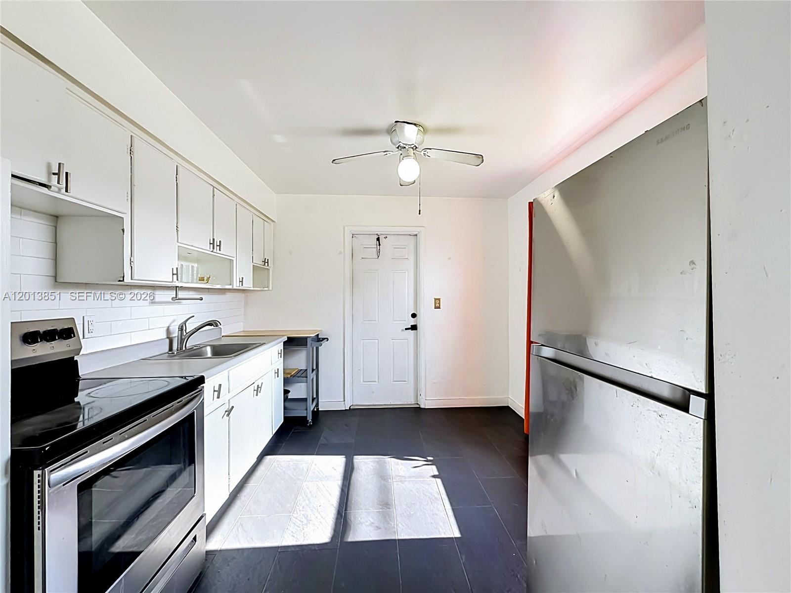 Property photo # 9
