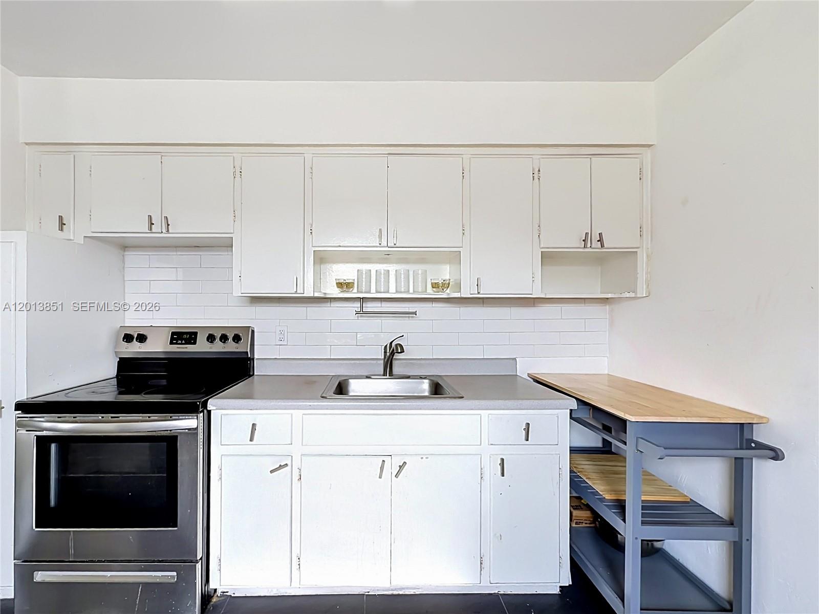 Property photo # 4