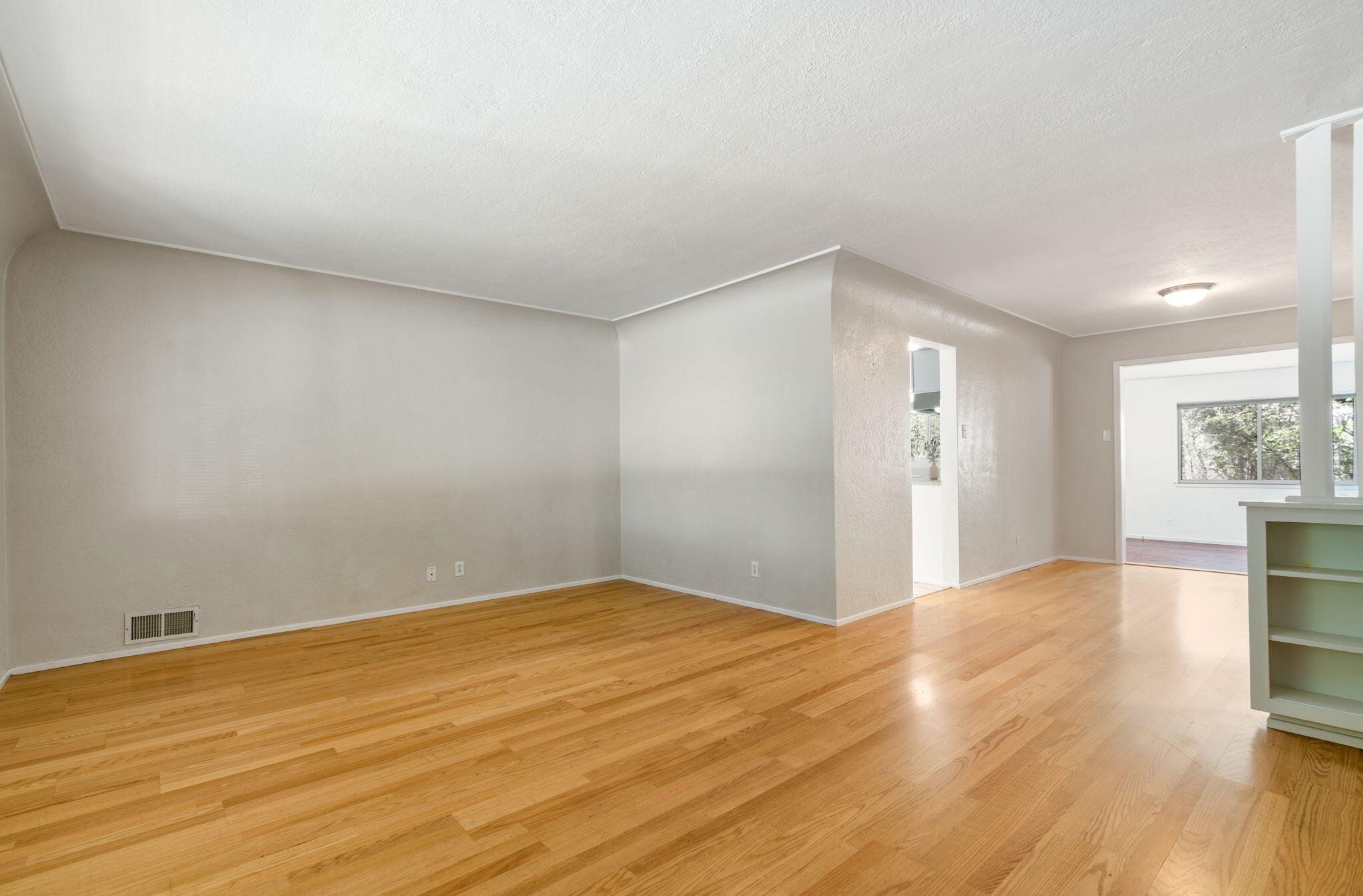 11413 SNOWHEIGHTS BOULEVARD NE, ALBUQUERQUE, NM 87112  Photo 4
