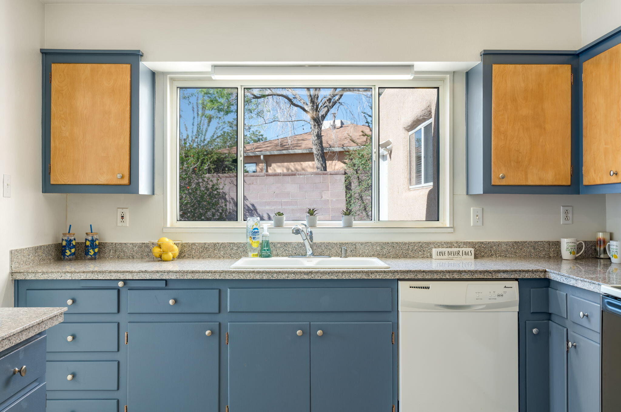 11413 SNOWHEIGHTS BOULEVARD NE, ALBUQUERQUE, NM 87112  Photo 6