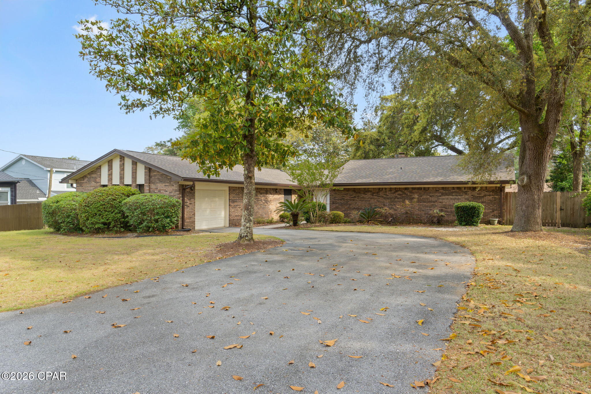 Image 1 For 44 Maple Avenue