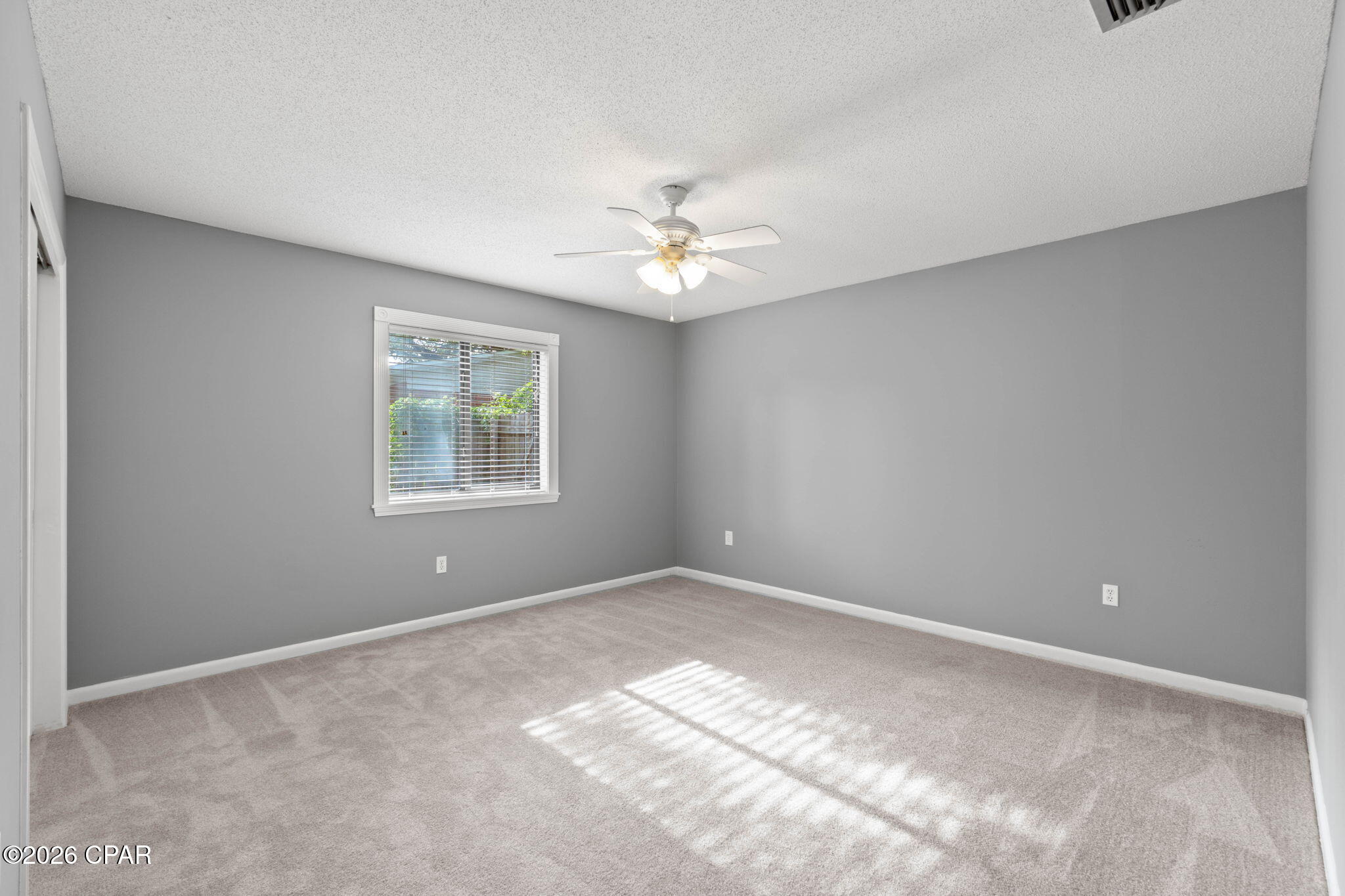 Image 15 For 44 Maple Avenue