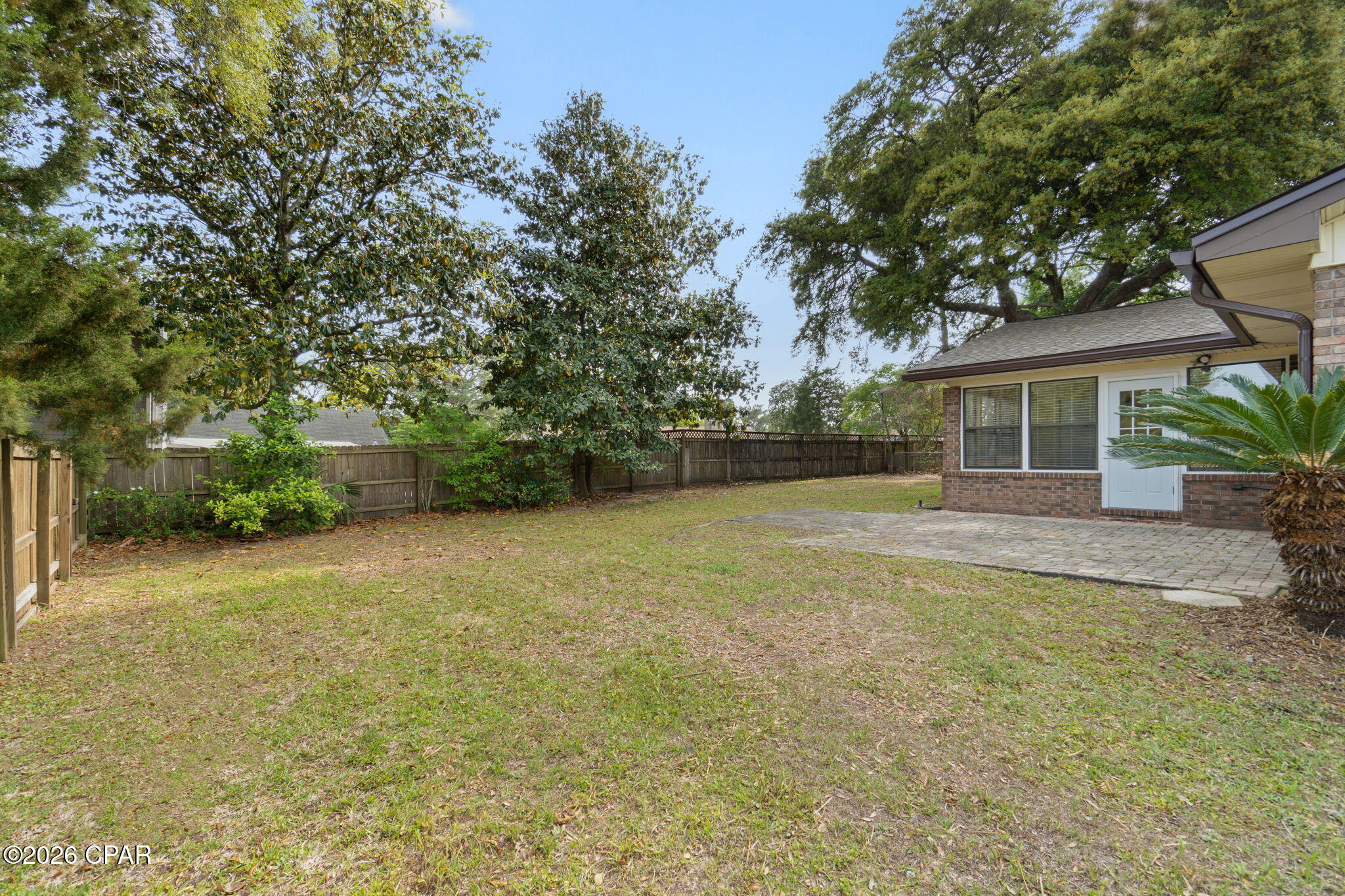 Image 33 For 44 Maple Avenue