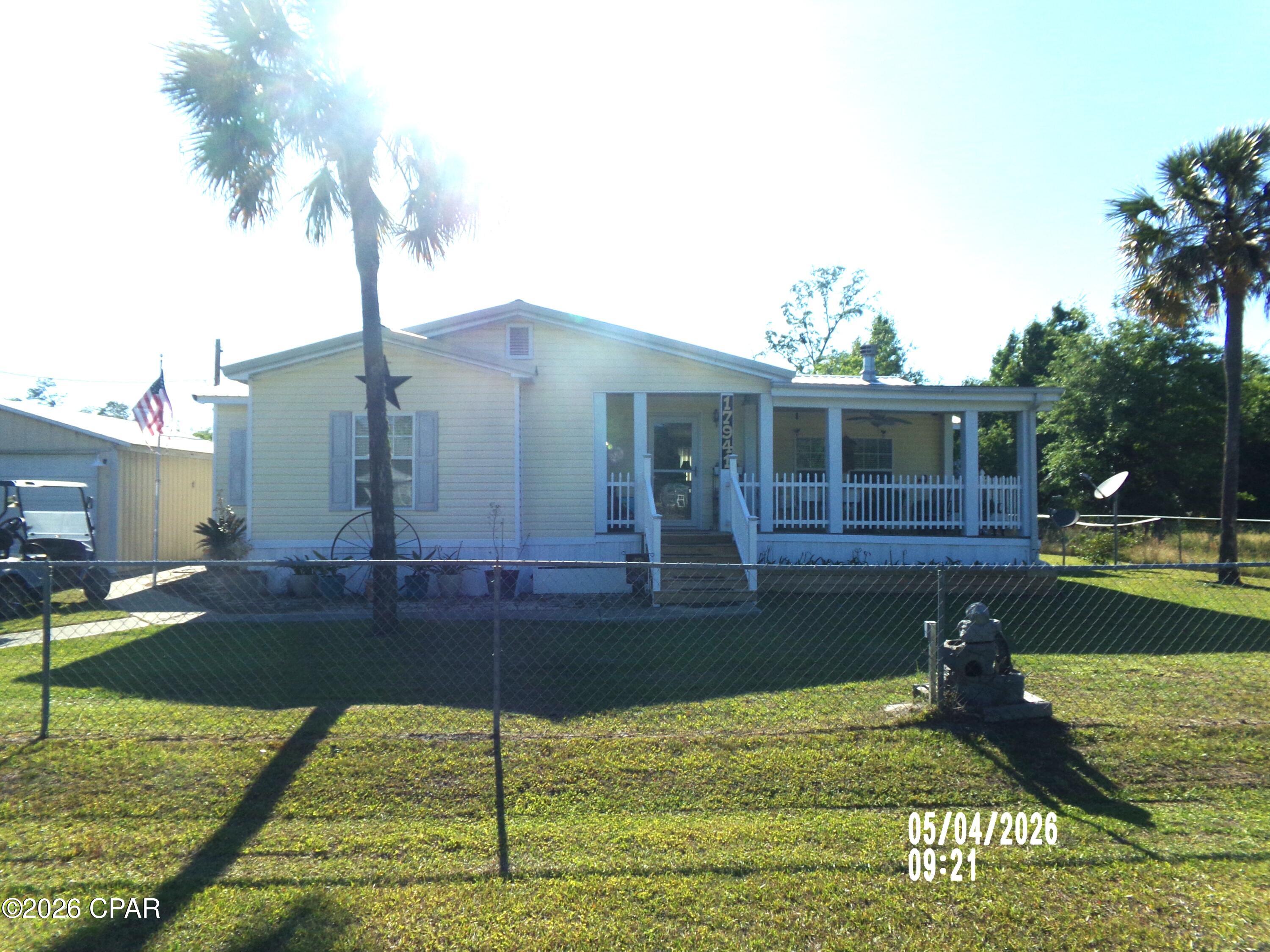 2nd image of 17941 Park Pl, Fountain, FL 32438 | MLS# 789447