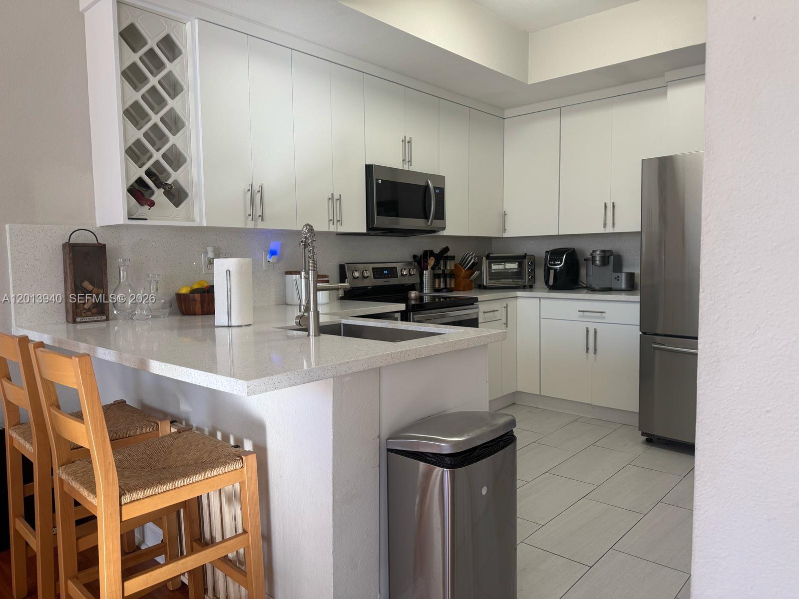 Property photo # 4