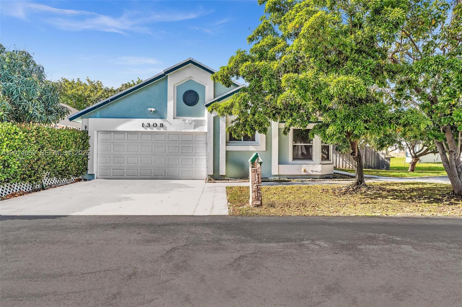Property photo # 0
