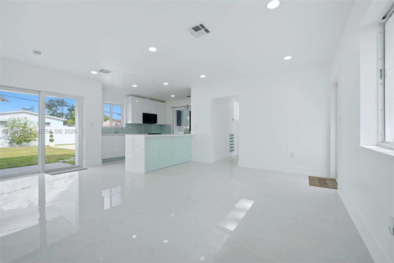 Homes for sale in Hollywood, FL | 321 N 69Th Ave, Hollywood, FL 33024 | MLS# A12013908