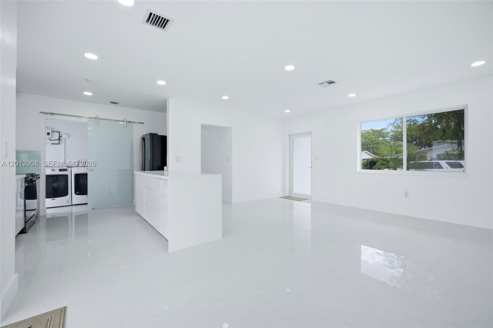 Homes for sale in Hollywood, FL | 321 N 69Th Ave, Hollywood, FL 33024 | MLS# A12013908