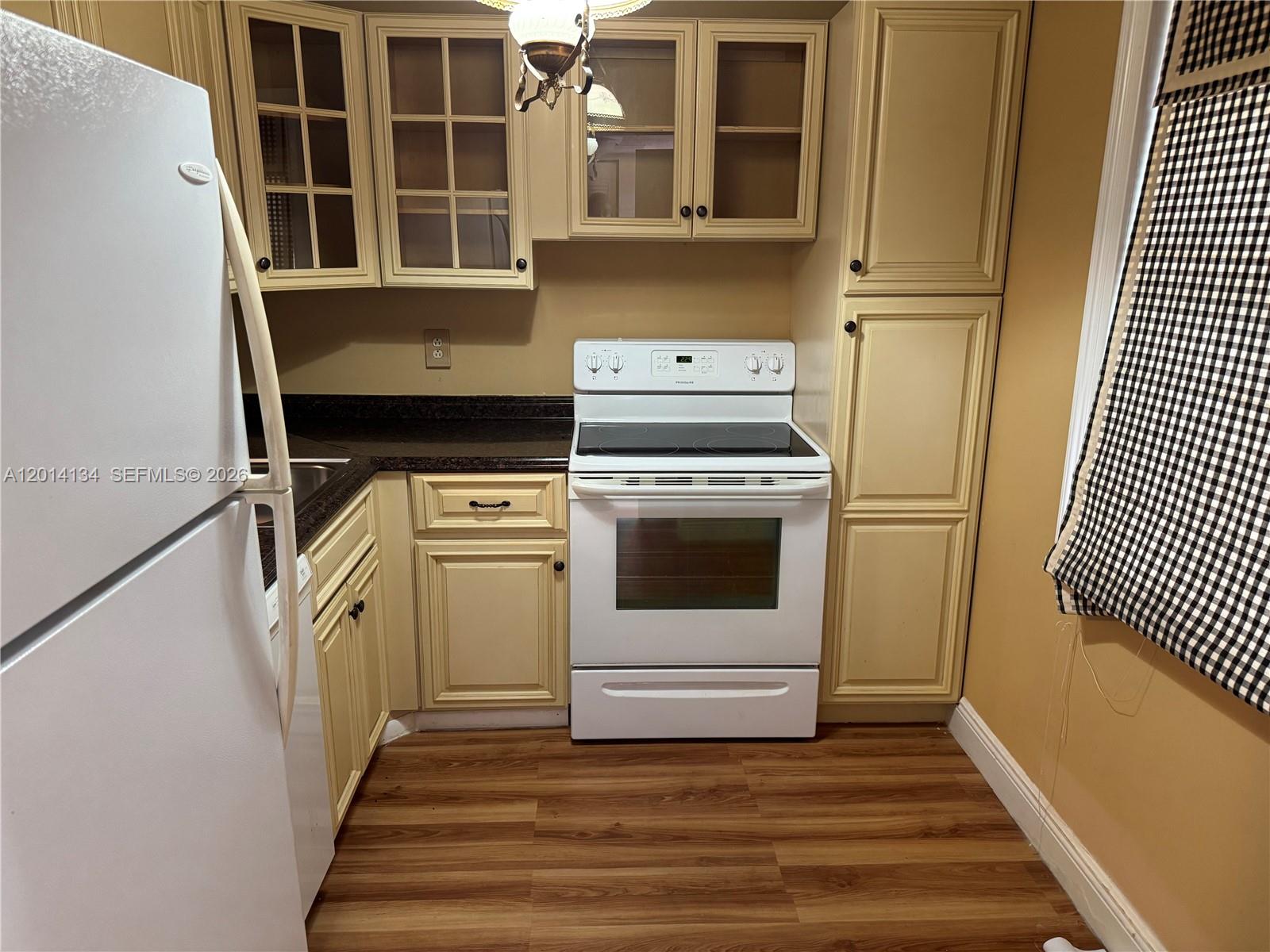 Homes for sale in Lauderhill, FL | 3774 Inverrary Blvd #106P, Lauderhill, FL 33319 | MLS# A12014134