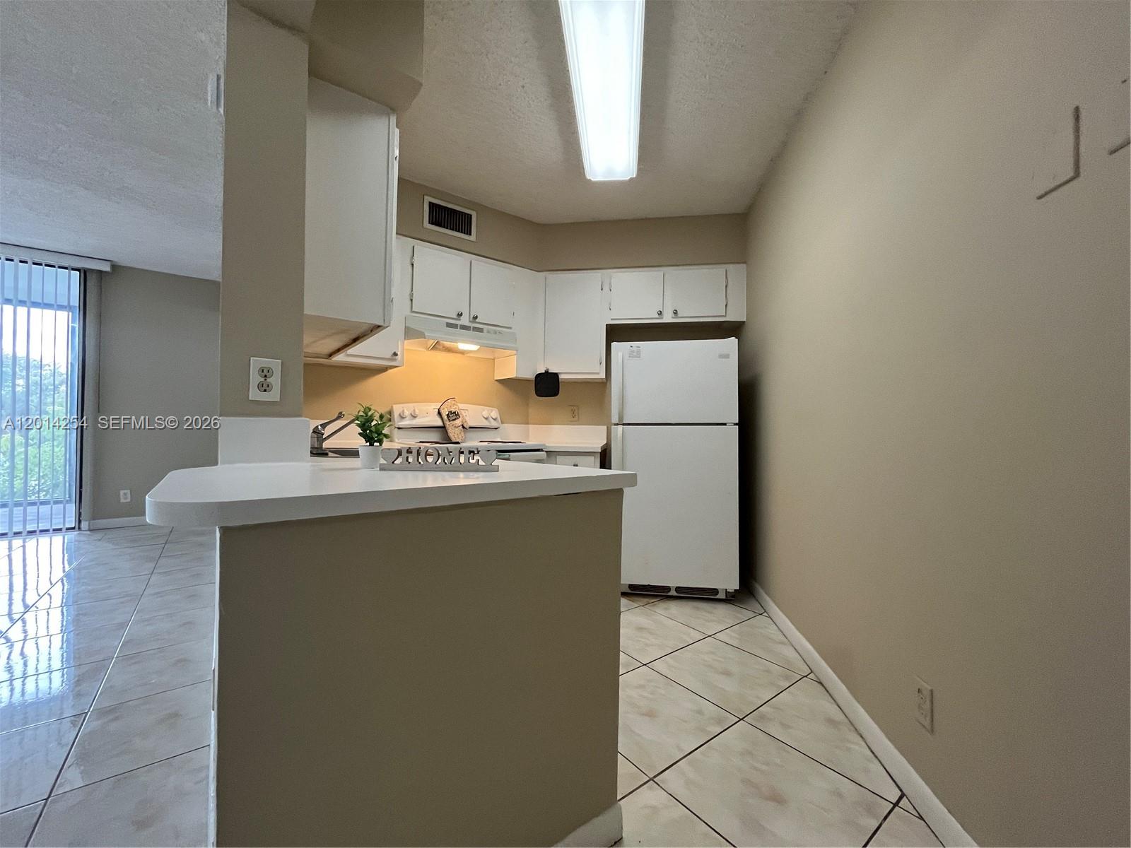 Property photo # 0