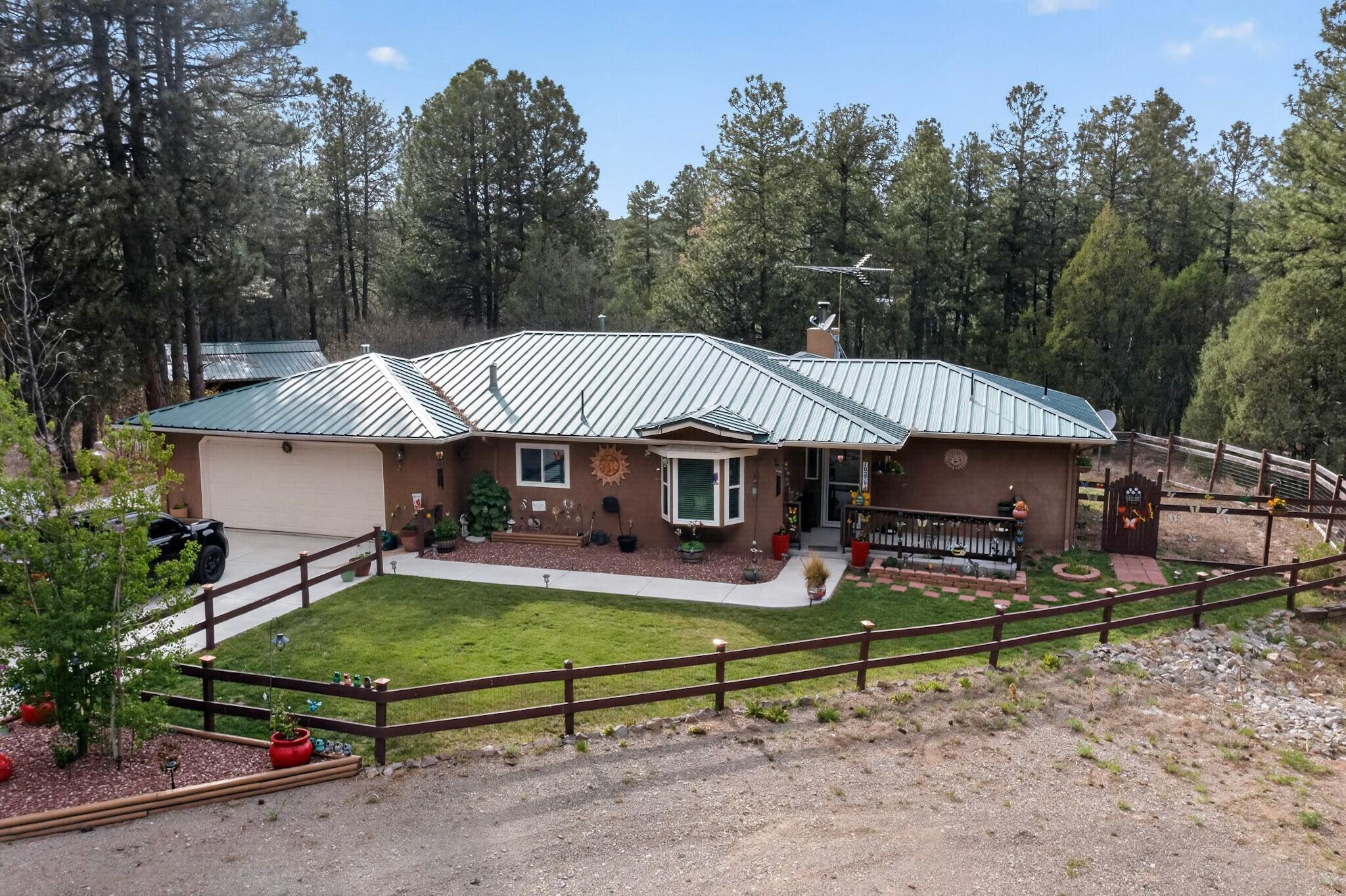10259 NM 337 Tijeras, NM 87059