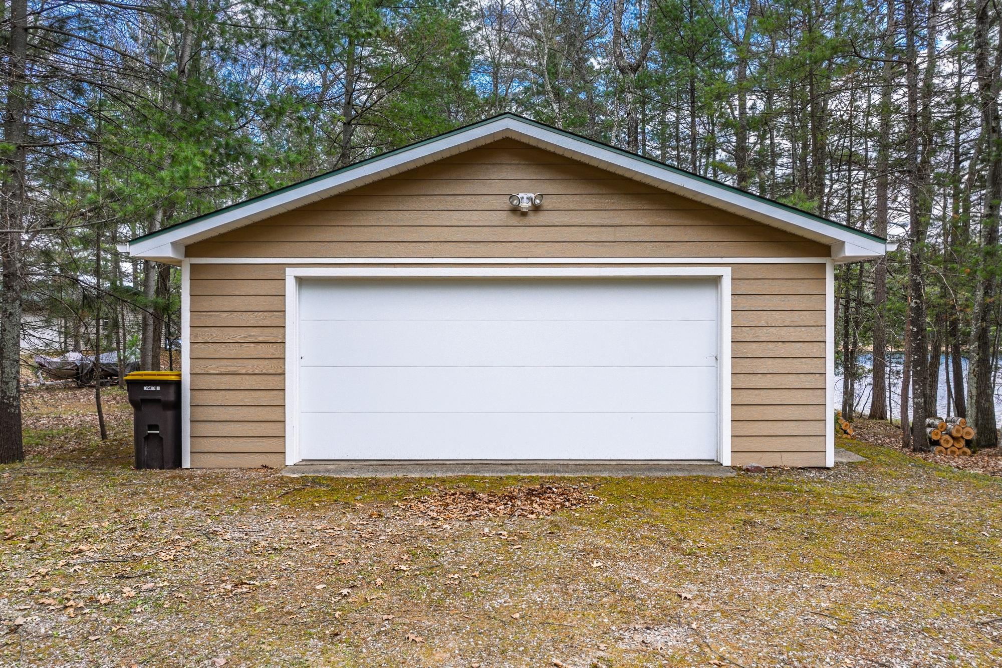 Paradise Lake Property 8211 Silver Shore Dr Photo 19