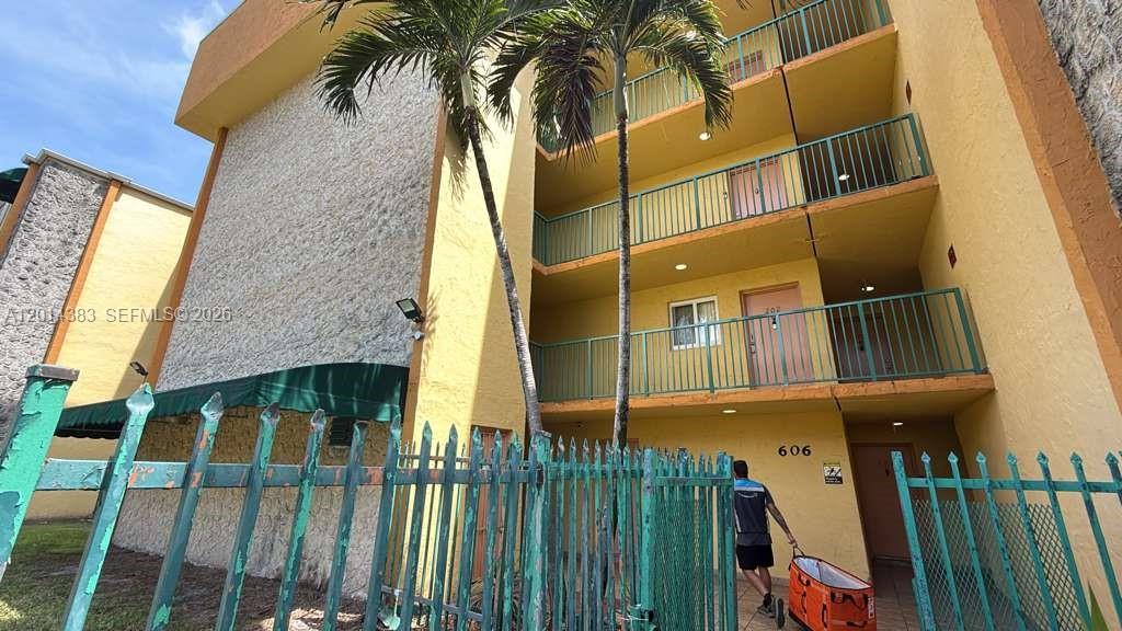 Property photo # 2
