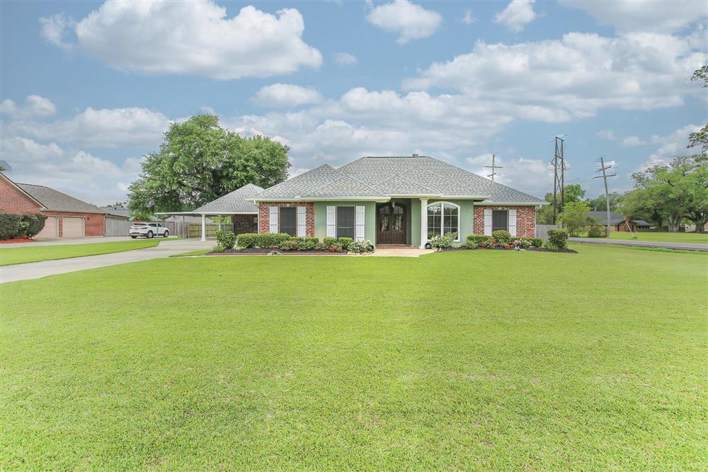 4510 Oak Ridge Drive
