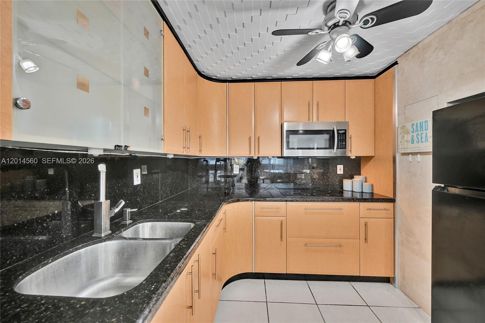 Property photo # 0