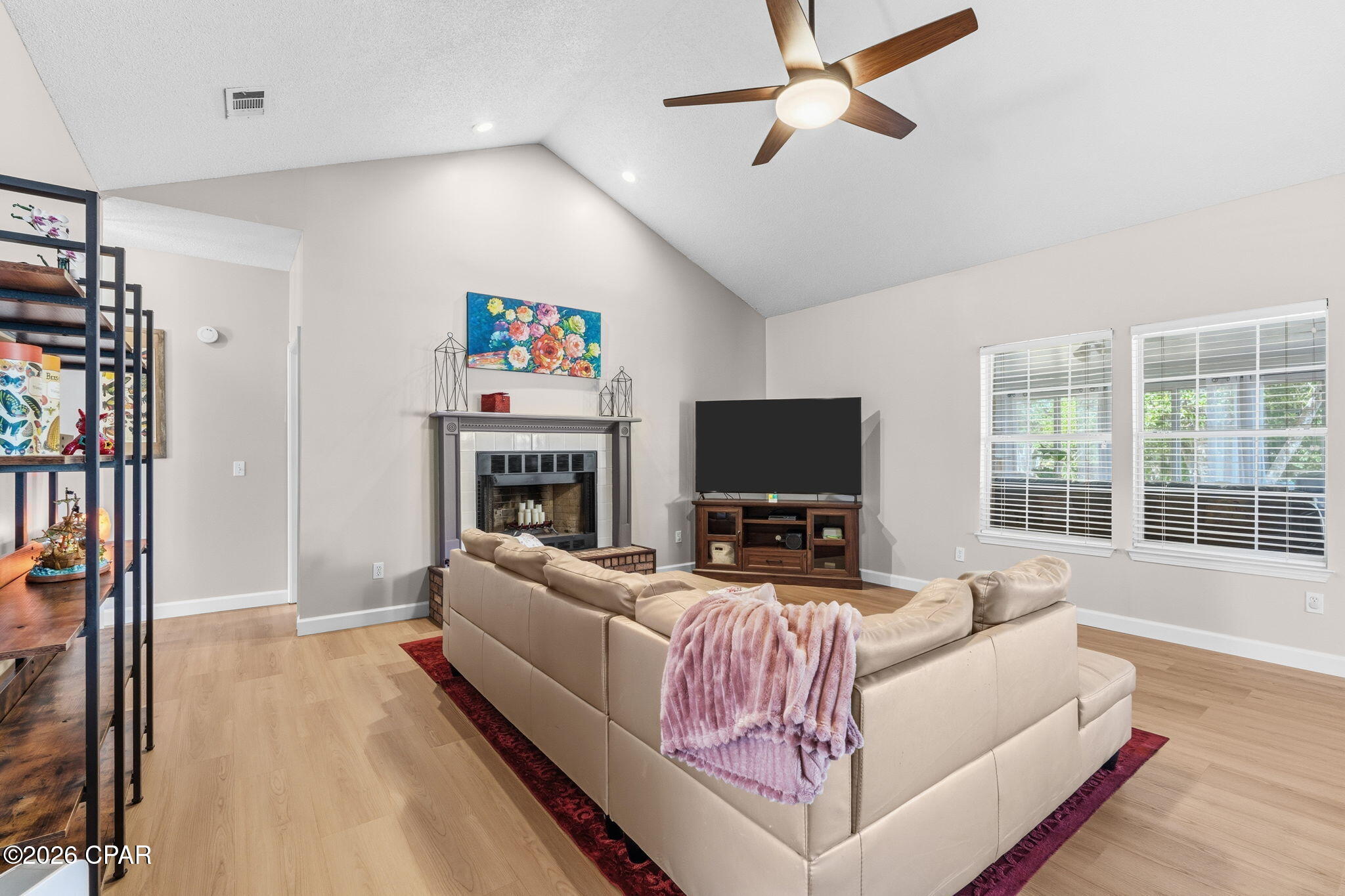 Image 15 For 7637 Kingswood Road