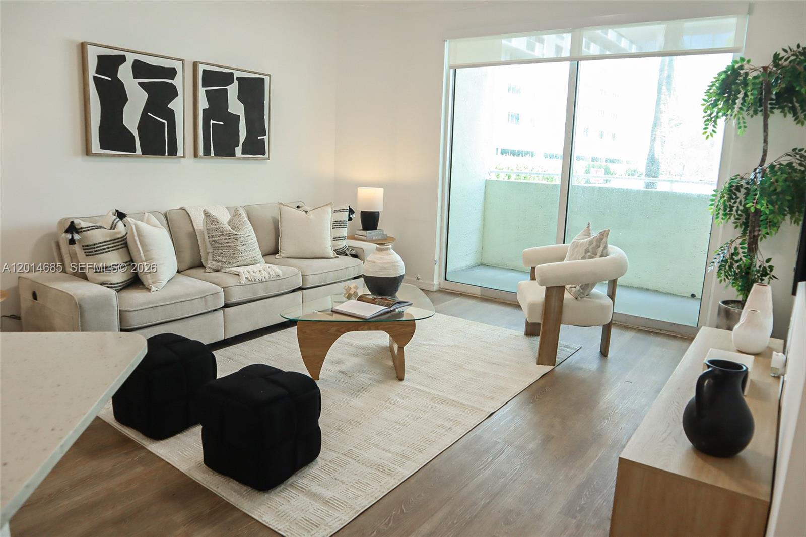 9172-collins-ave-212-surfside-fl-33154/hzid_c0eeff57
